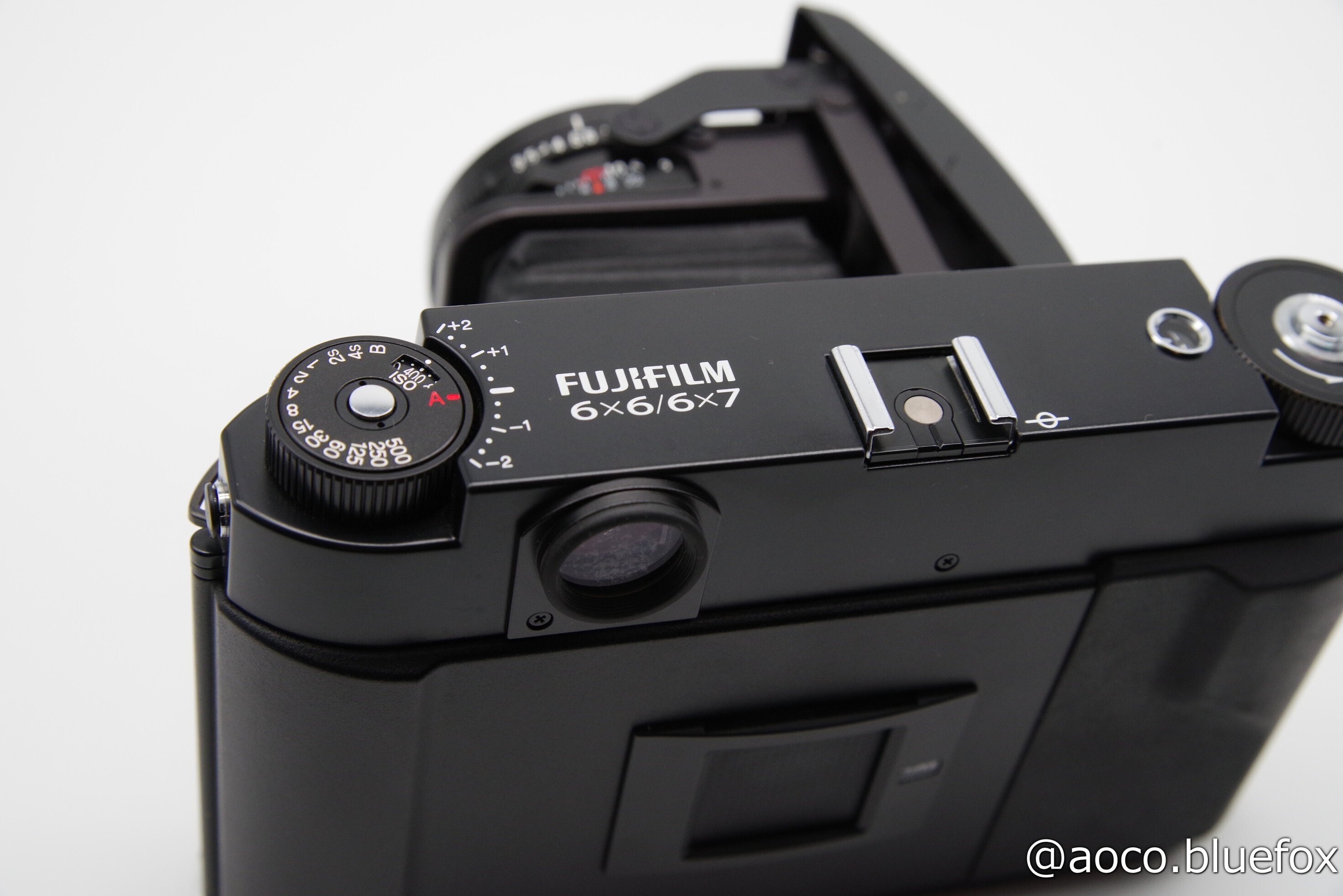 フィルムカメラに思いを馳せて その11: Fujifilm GF670 Professional