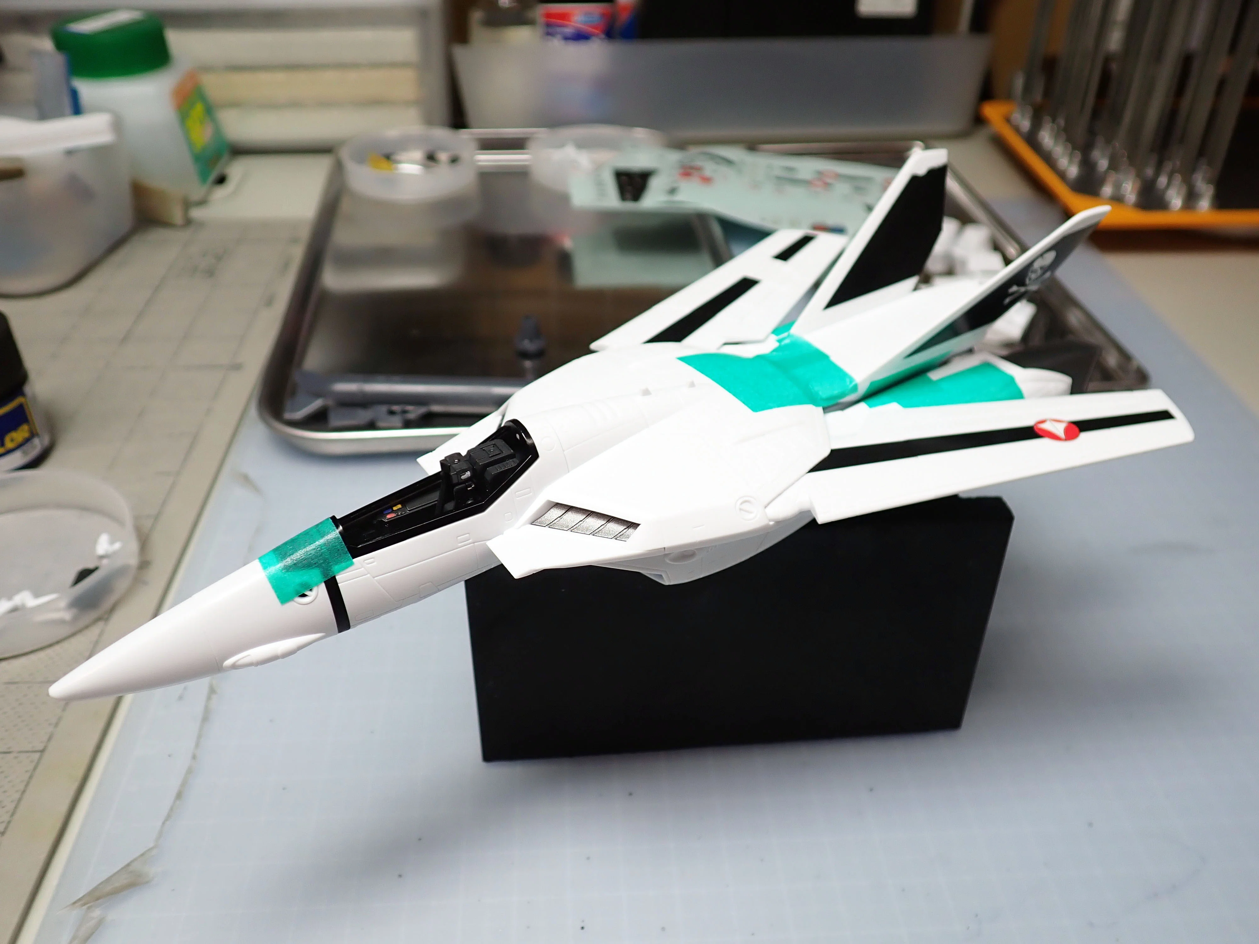 マクロス VF-1 完全に塗装済み 1/72 完成品モデル 飛行機プラモ、作ってみたい人あつまれ～：1/72 マクロス VF-1