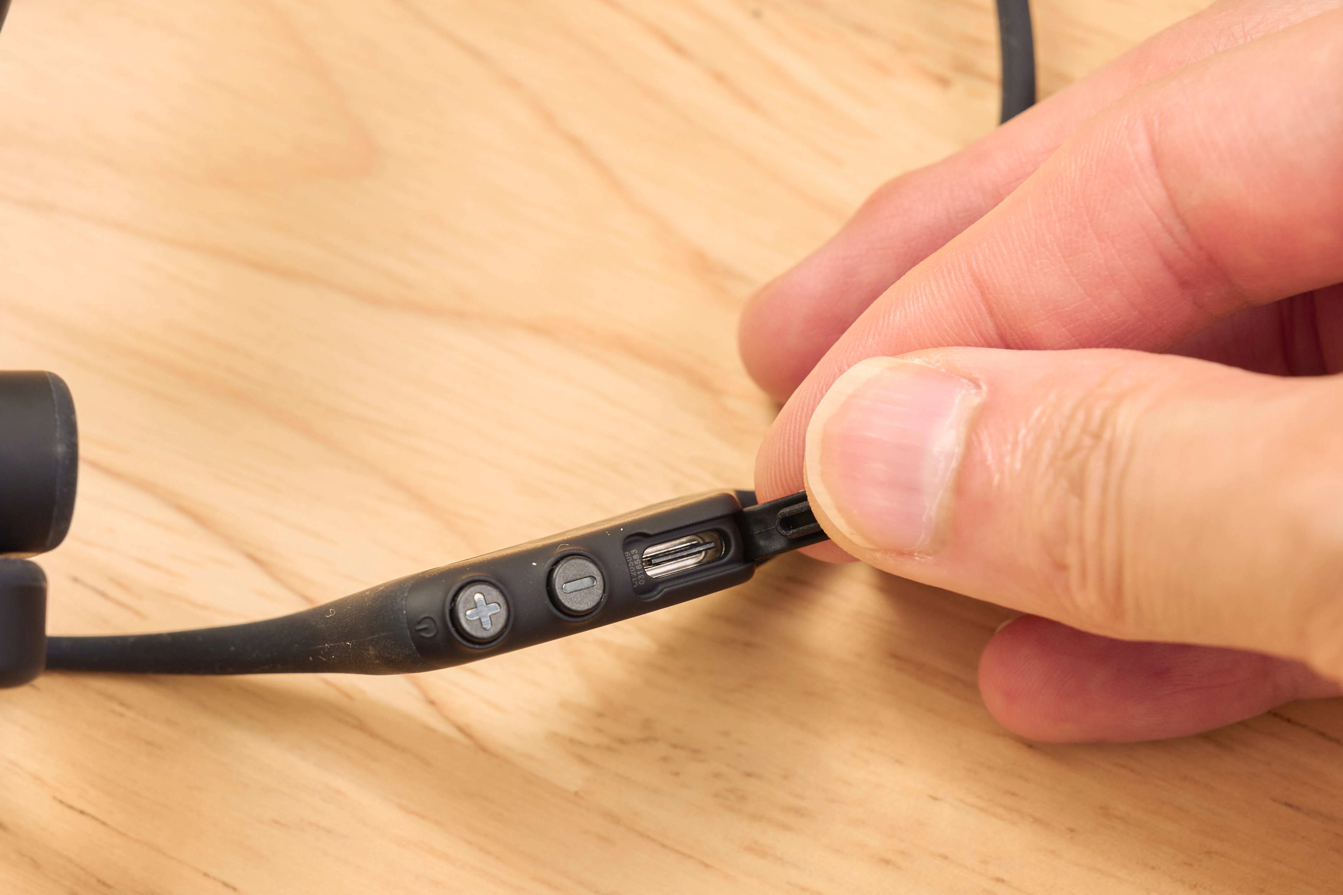 Shokz OpenComm2 UC 2025 Upgrade レビュー | AI音声入力用マイク