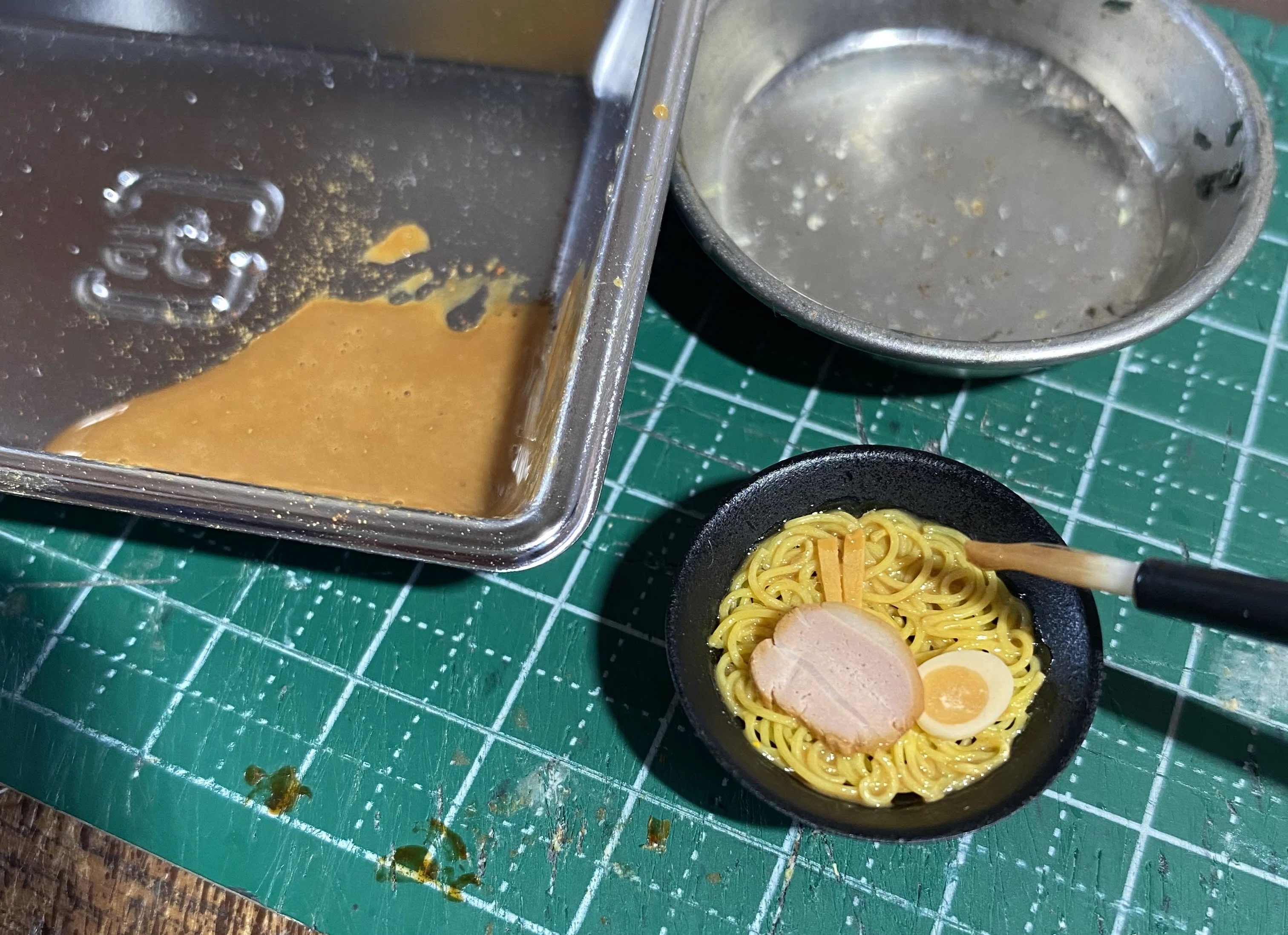 ミニチュアフード作家の1日は、こうして過ぎていく。｜とどろきまる