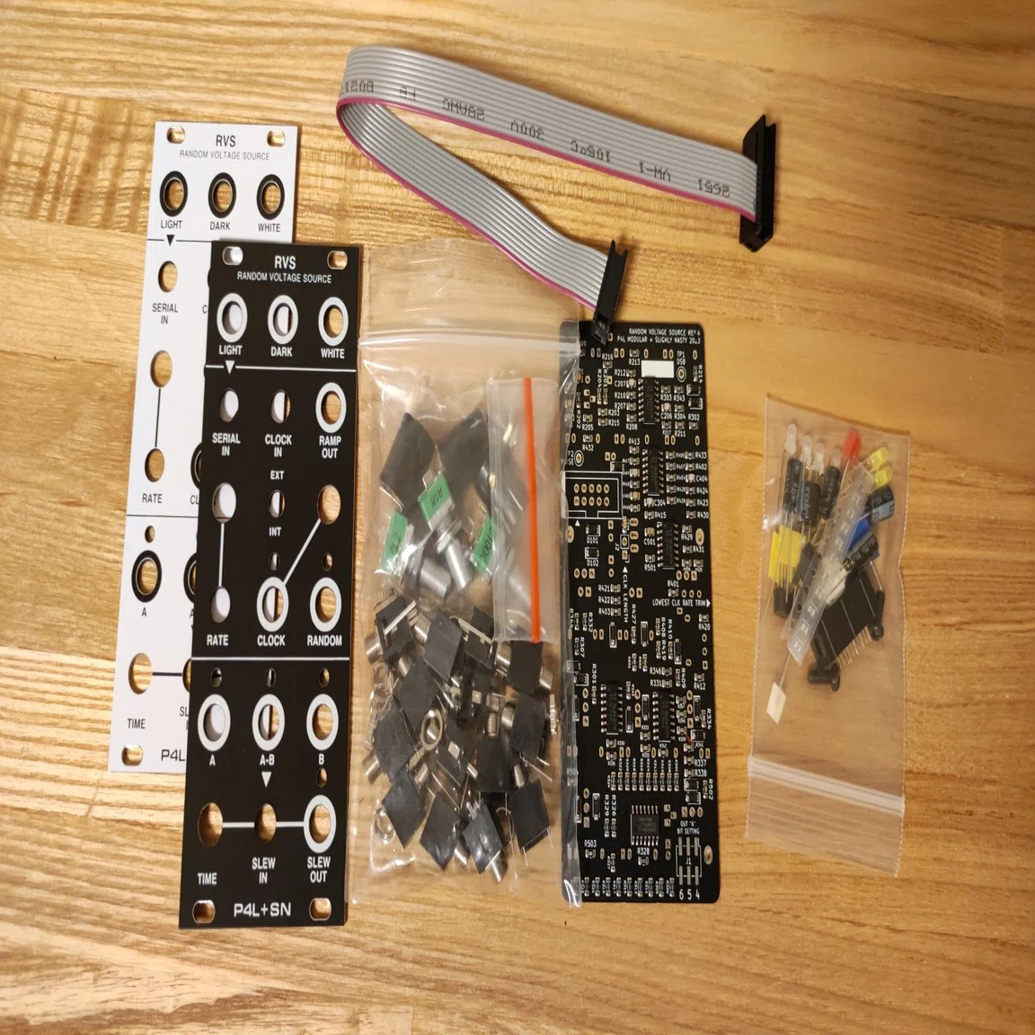 お気に入りの色々使えるモジュラーシンセのモジュール達｜HAGIWO/ハギヲ