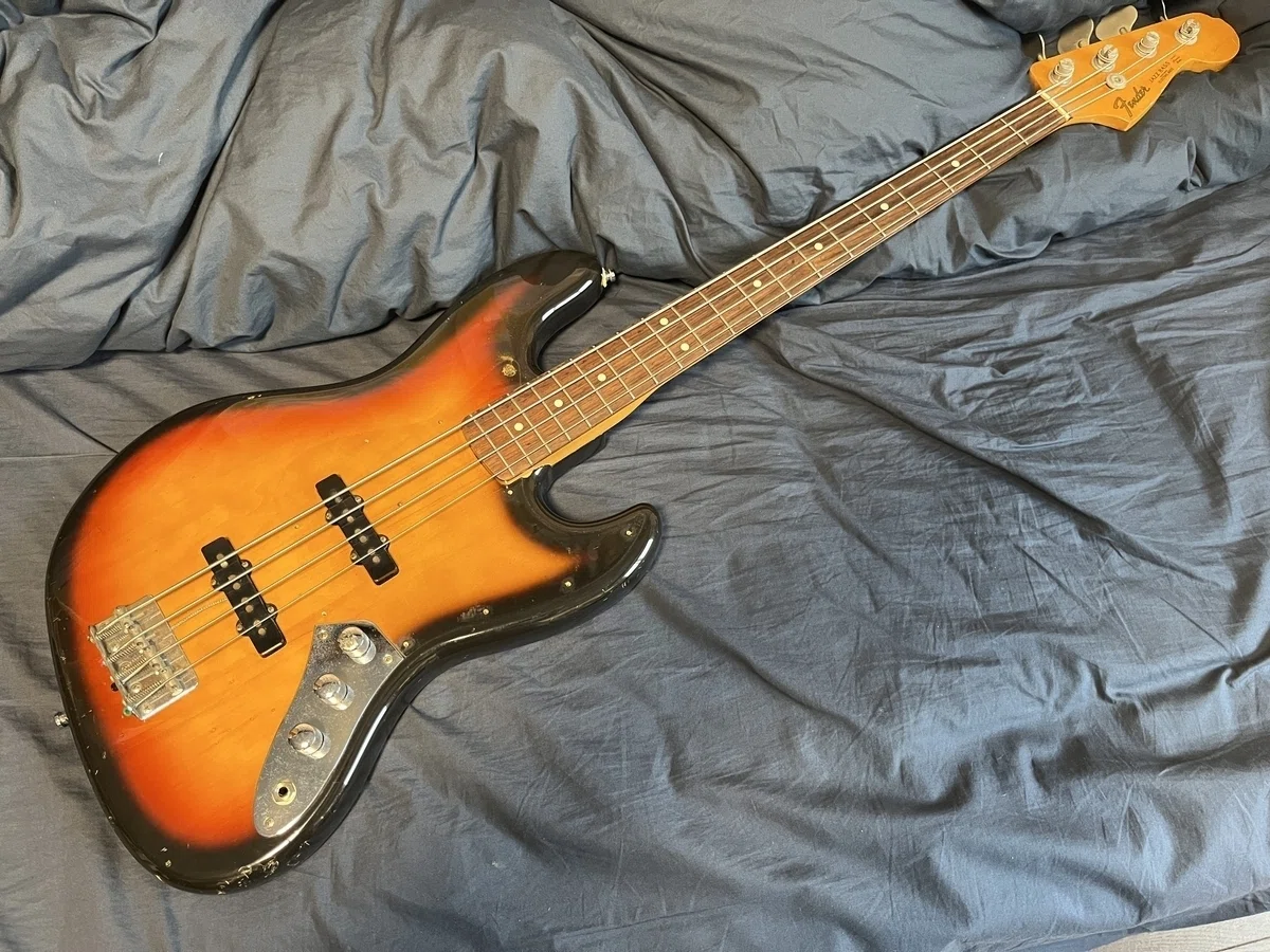 気分はジャコパスか秋山澪か？フェンダージャパン JAZZ BASS JB62｜鋪