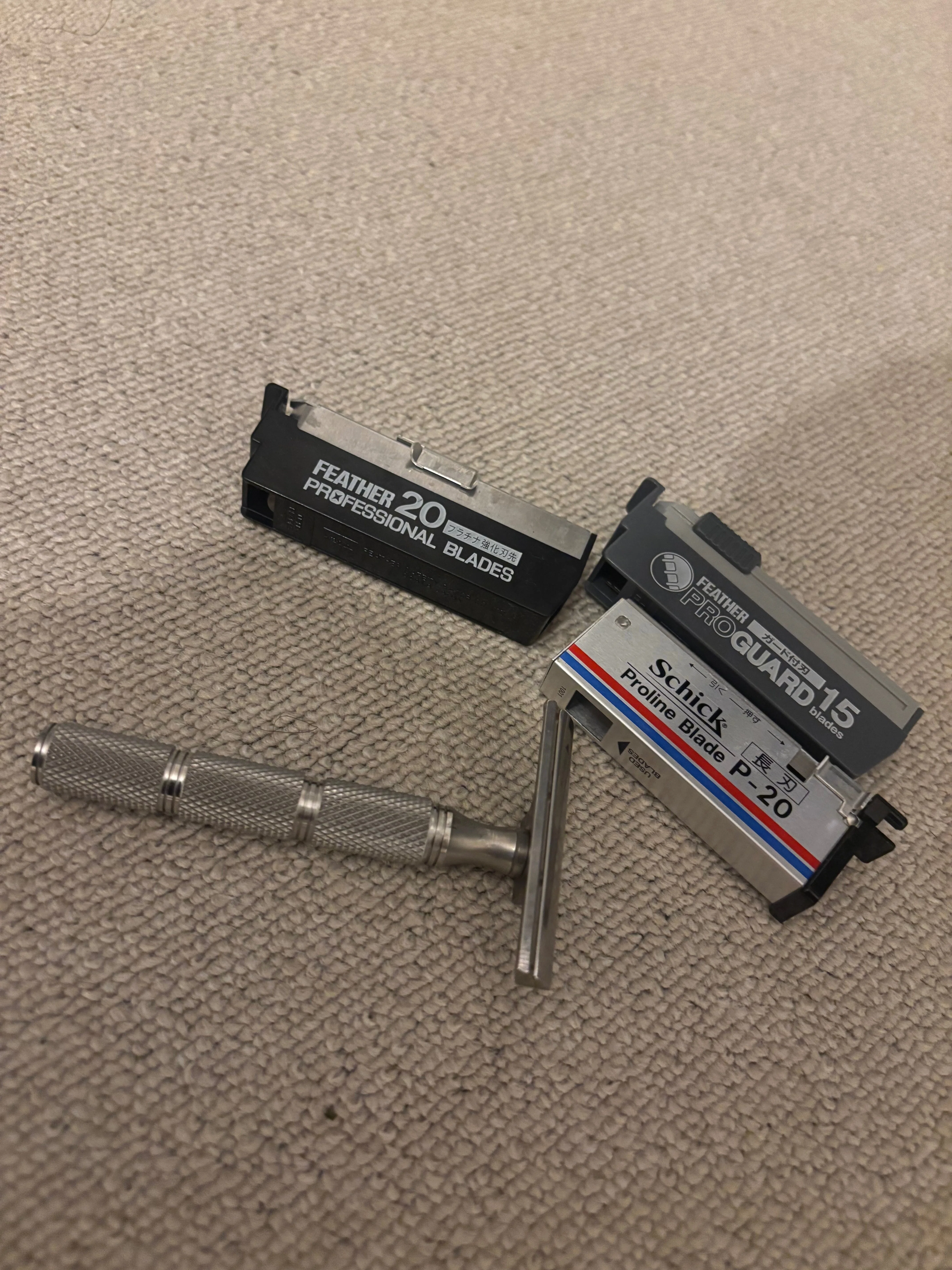 AC系片刃 razorock hawk V3｜見習い両刃信者