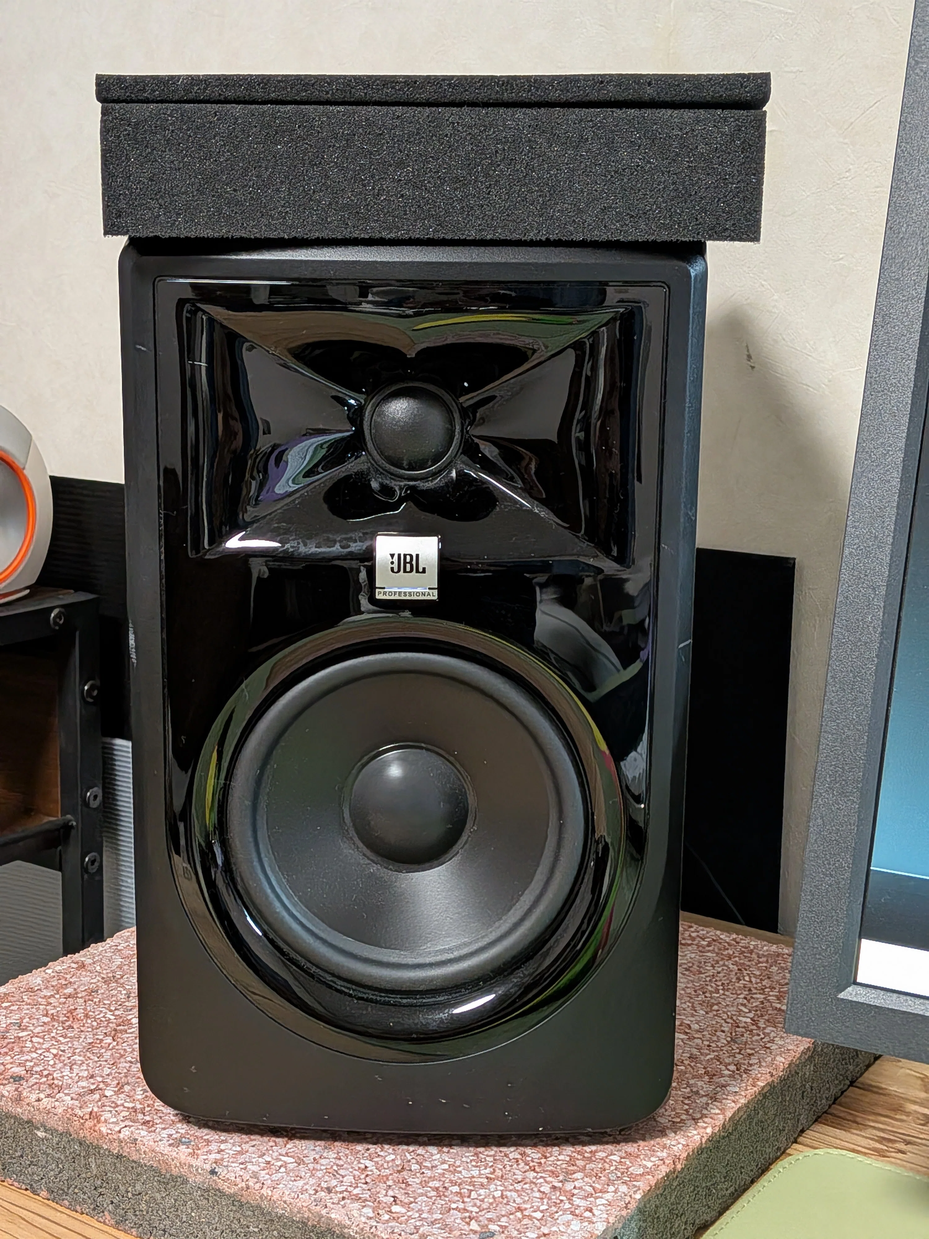 Geminiさんに聞いた JBL 305P MkII ＋ セメント板 ＝ 120％の