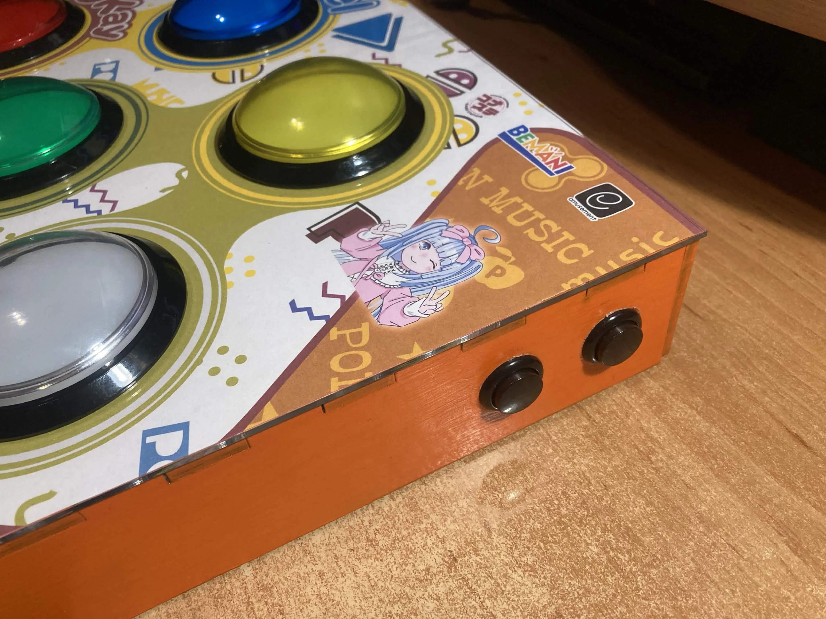 やったー！ついにpop'n musicコントローラー完成！｜Silver Sword