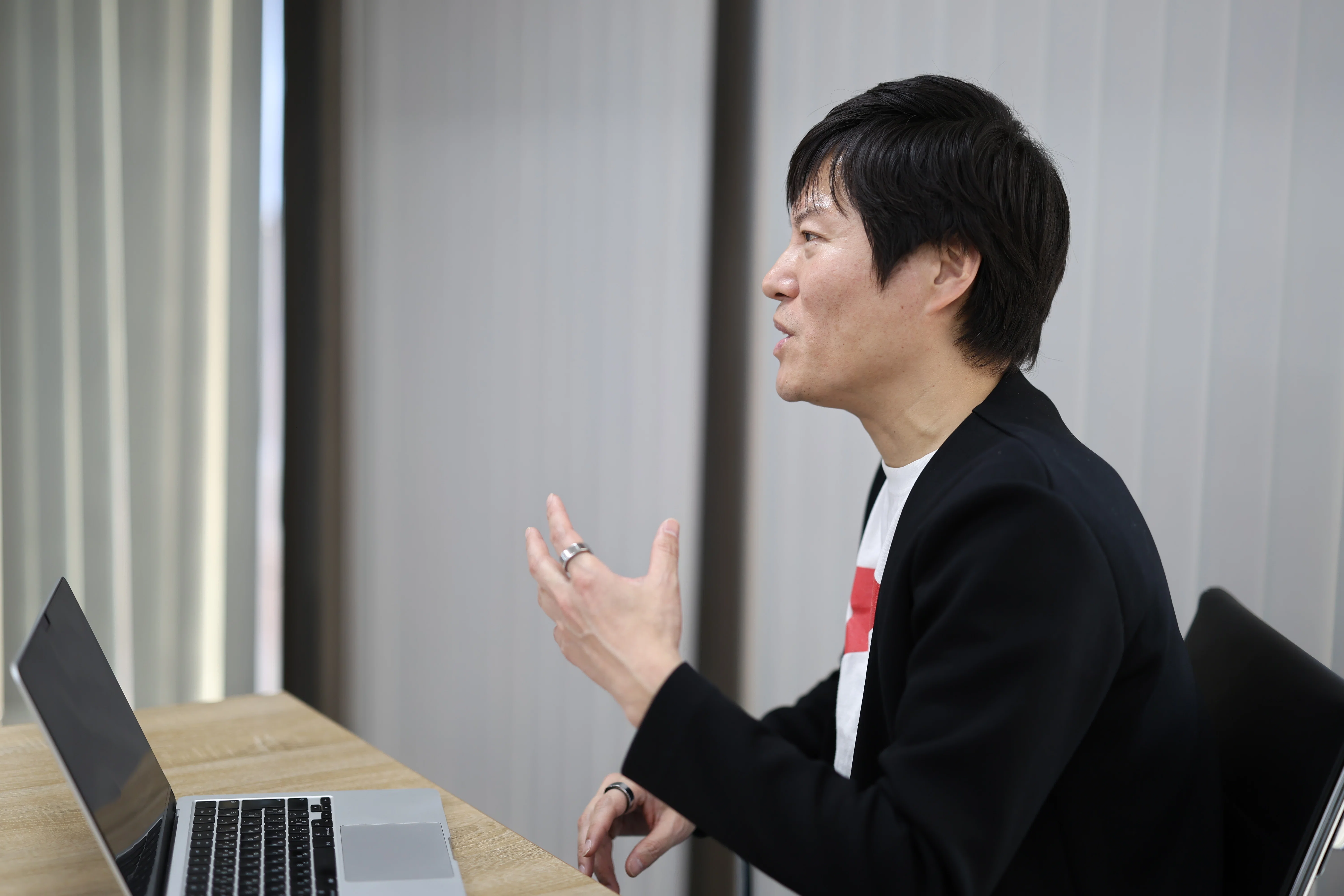 高校生起業家x代表江尻 対談】「6億件の会話データがAI時代の圧倒的な