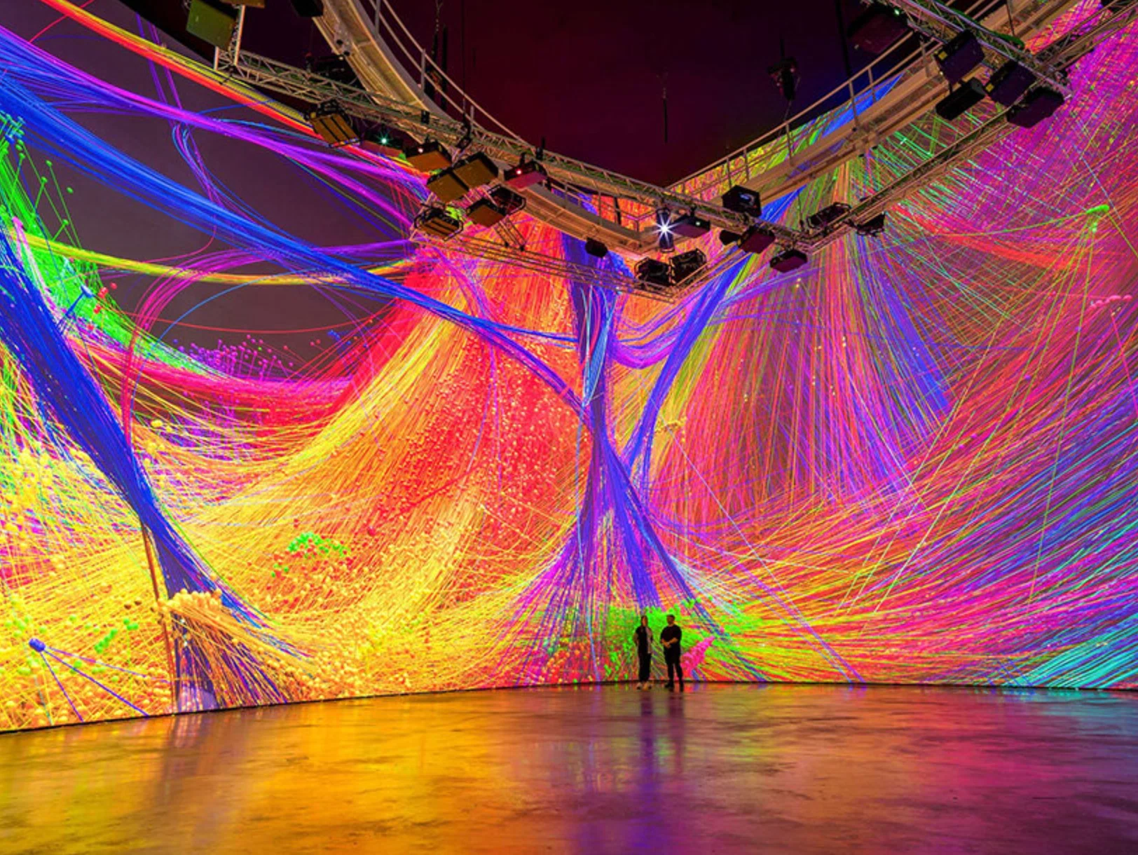 Art and Electronic Media メディアアート New Media Art : What it is and How to Create It! - HeavyM Blog