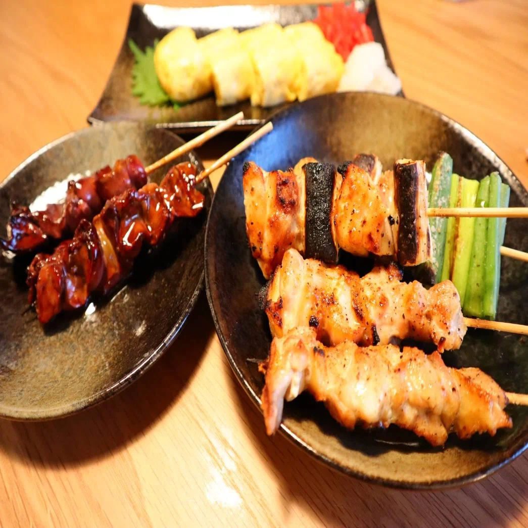 東近江市】備長炭で焼き上げる近江鶏炭火焼を堪能！「とりちゃん八日市