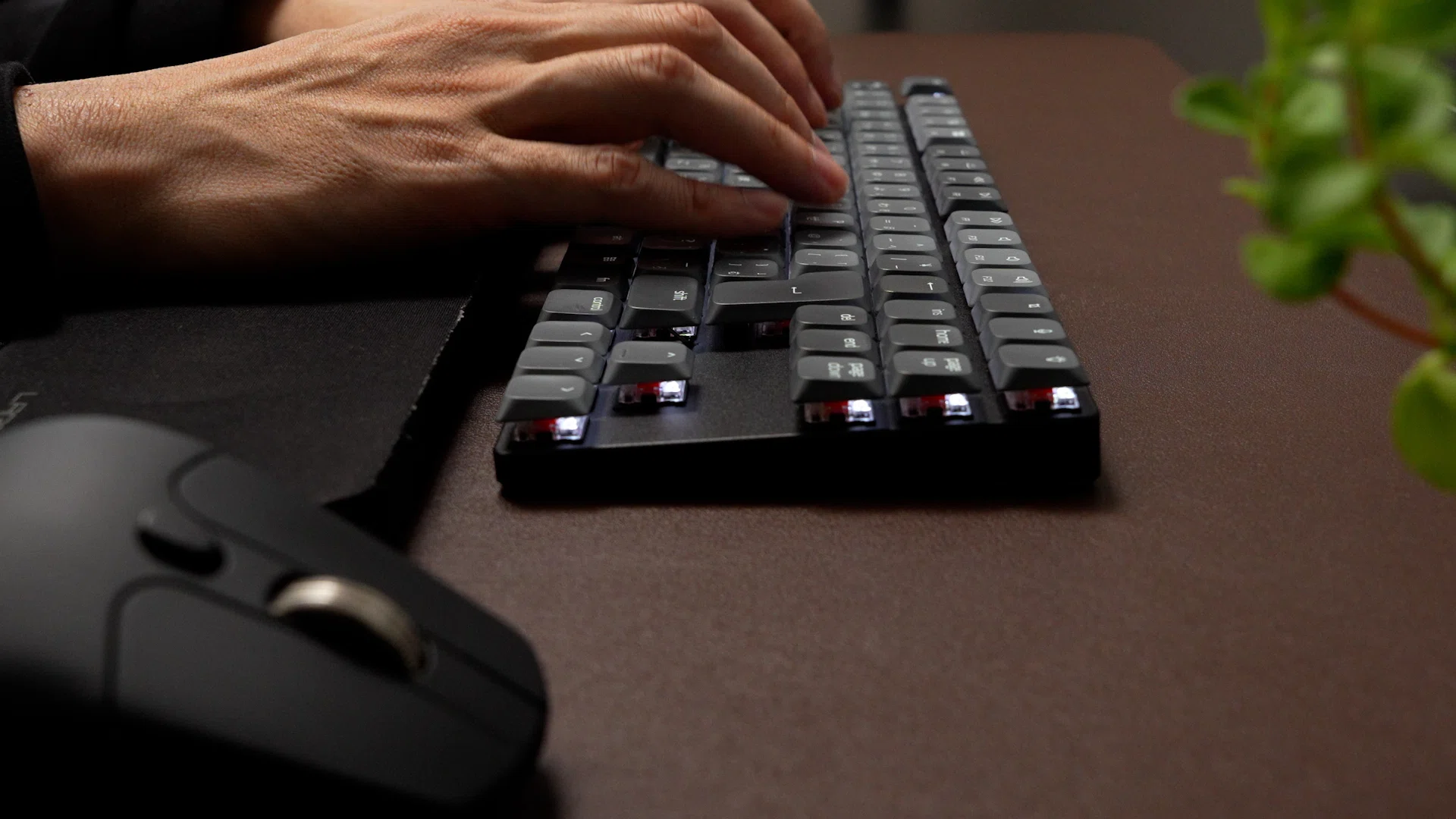 Keychron K1 MAX 1年使用レビュー】ロープロファイルキーボードの正解