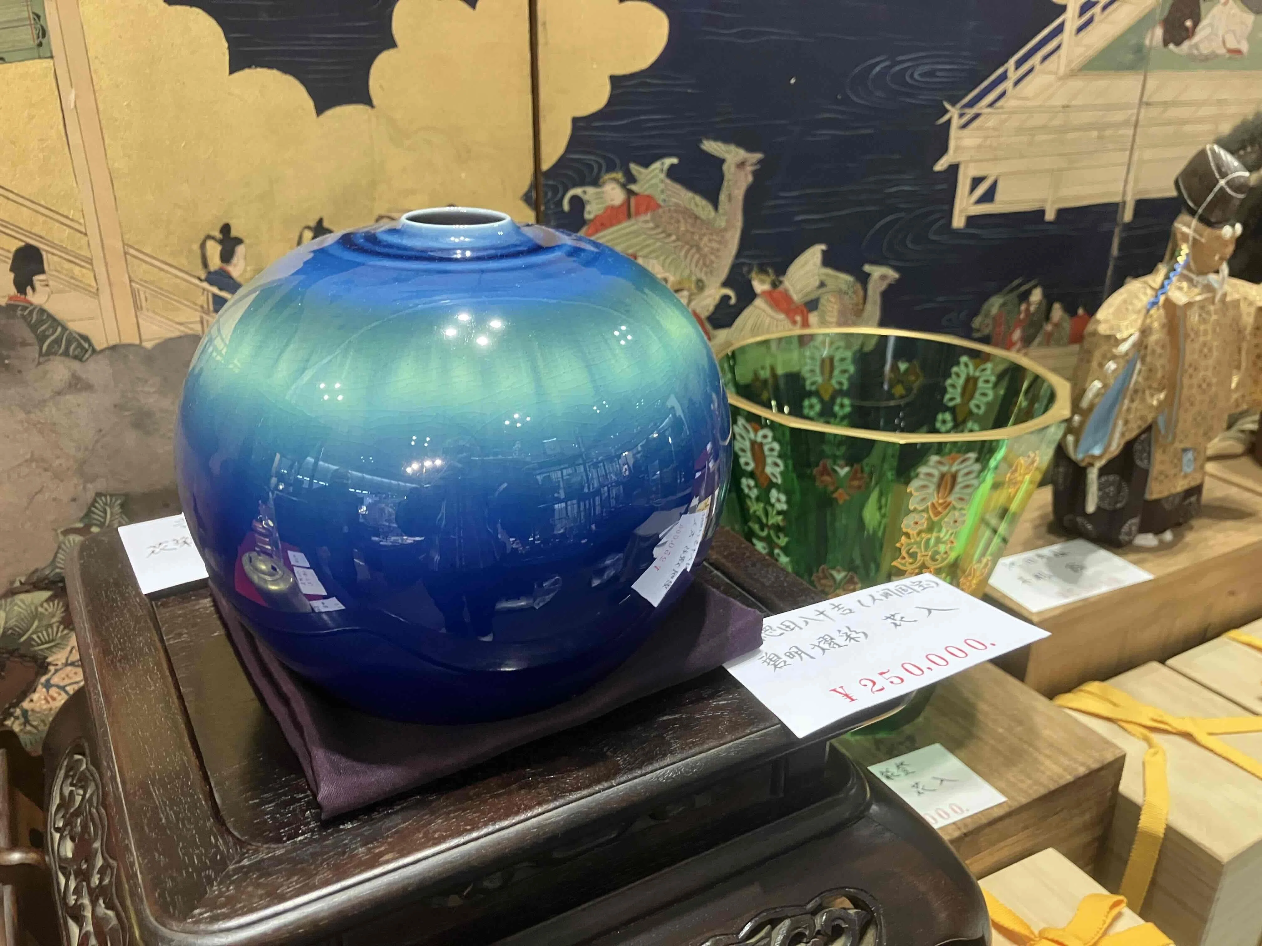 初めての骨董市｜南英世のクロネコ日記