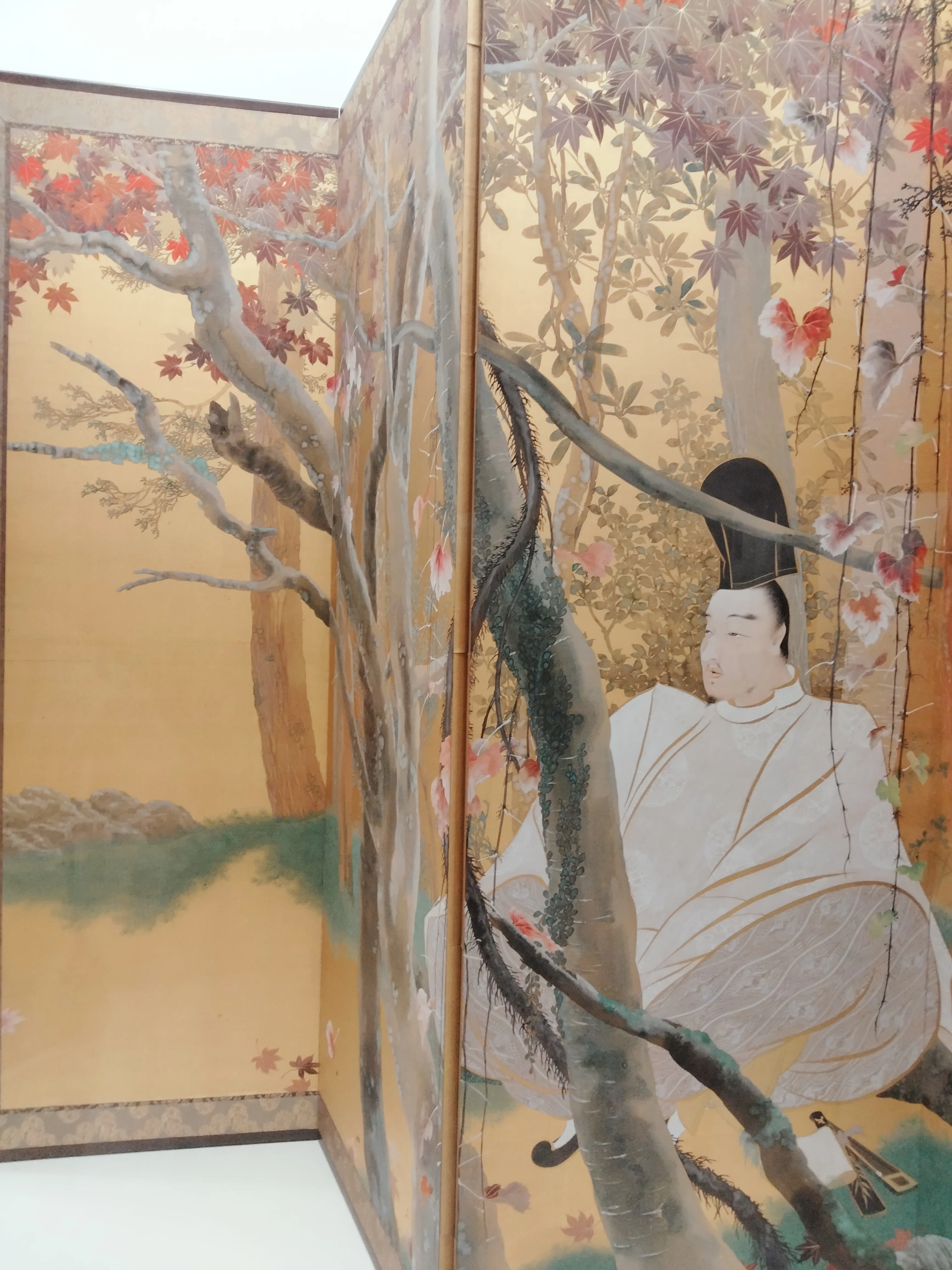 ときに写真を超えてくる、絵画｜あいか