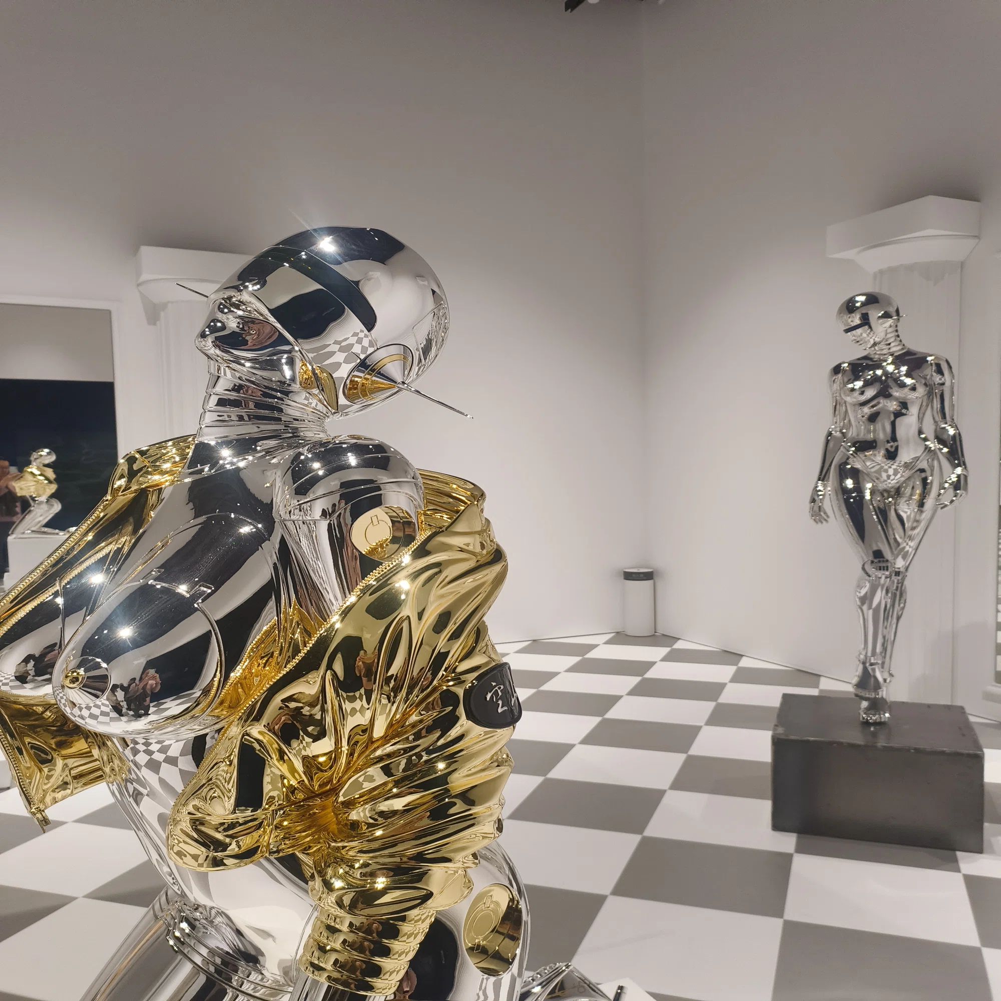 空山基の回顧展『SORAYAMA 光・透明・反射 ーTOKYOー』に行ったレポ 