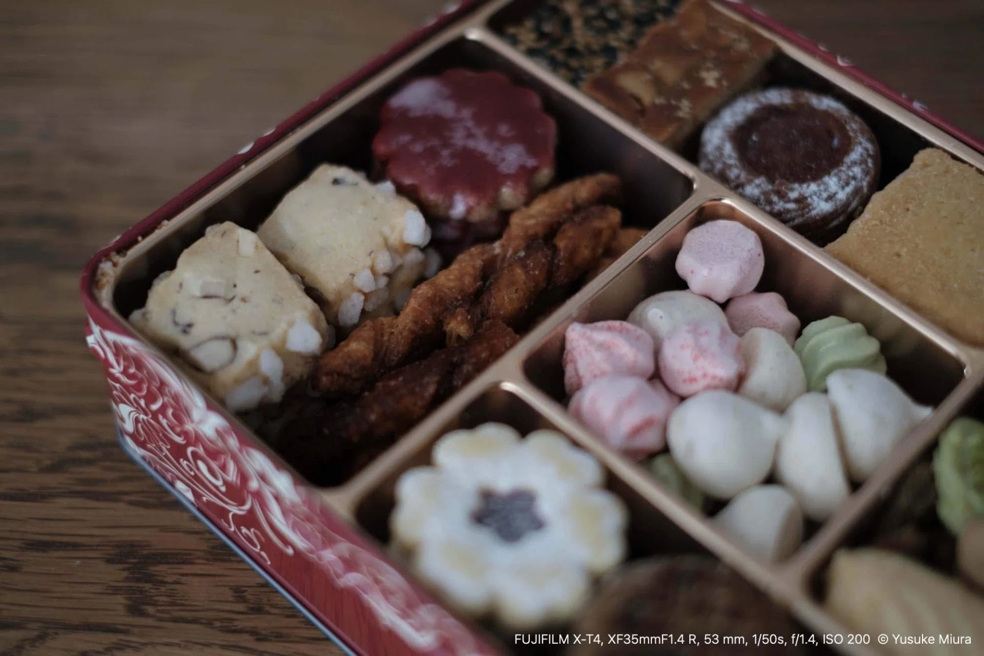 アトリエうかいのクッキー「フールセック・大缶」｜Yusuke Miura