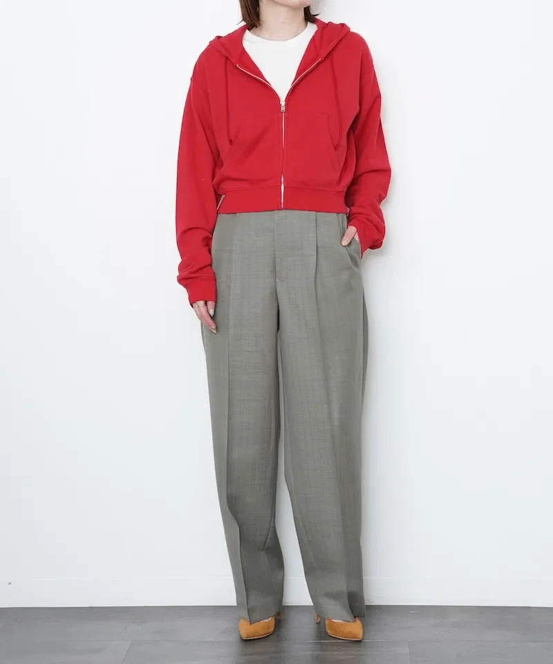 AURALEE】纏うだけで整う、洗練のバランス HIGH TWIST LIGHT SWEAT ZIP