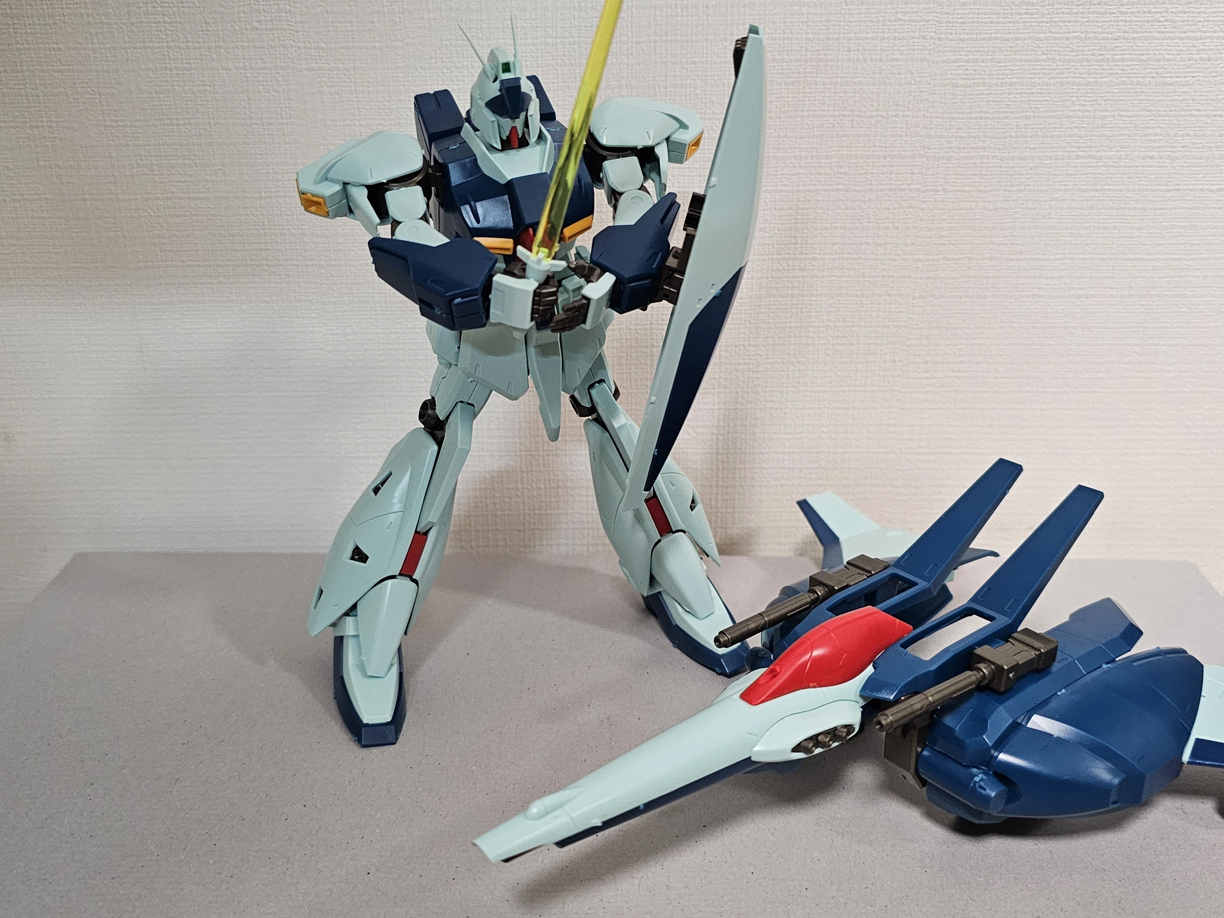 14 はじめてのガンプラ（リ・ガズィ）｜かのみ