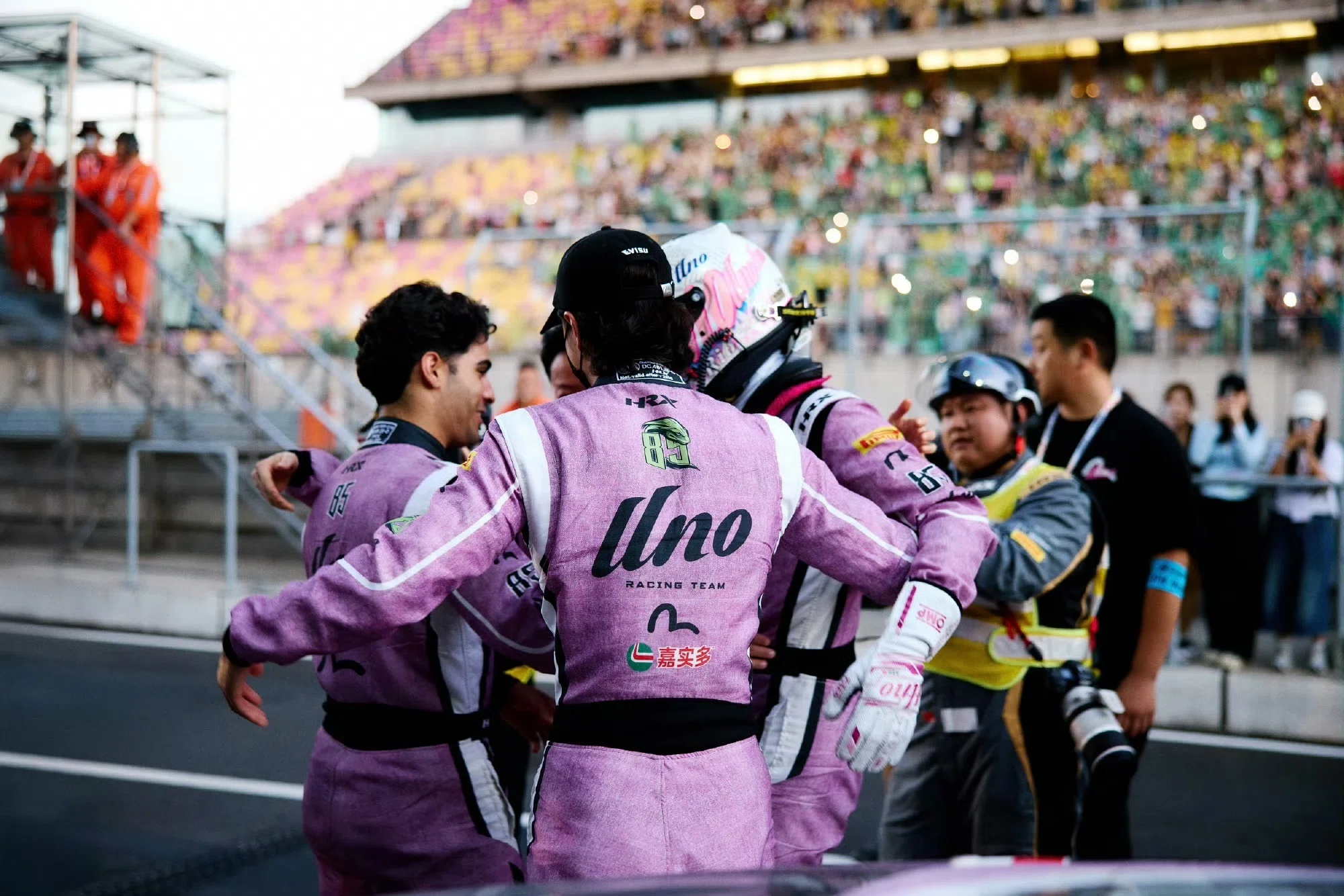 一人のレーサー」として挑む姿。王一博GT3参戦ドキュメントから