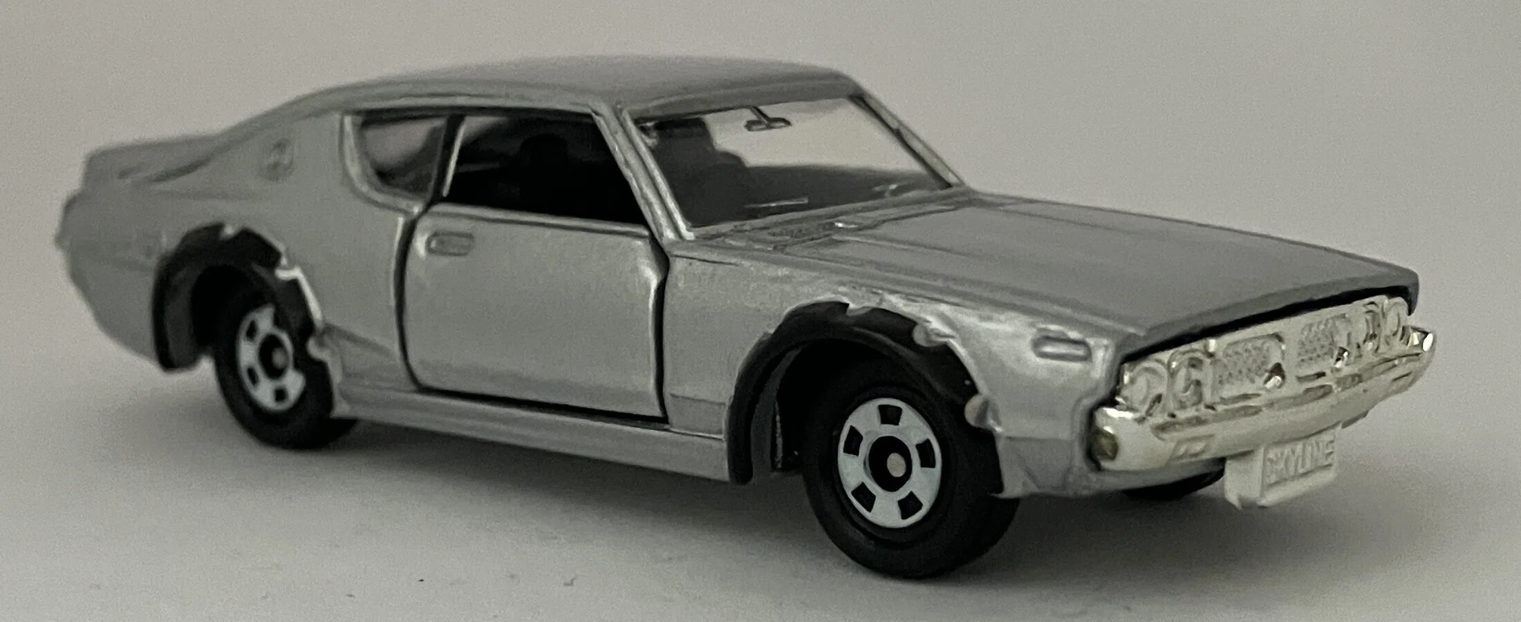 かつみ ケンメリ スカイライン 予約] オートアート 1/18 ニッサン スカイライン 2000GT-R KPGC110