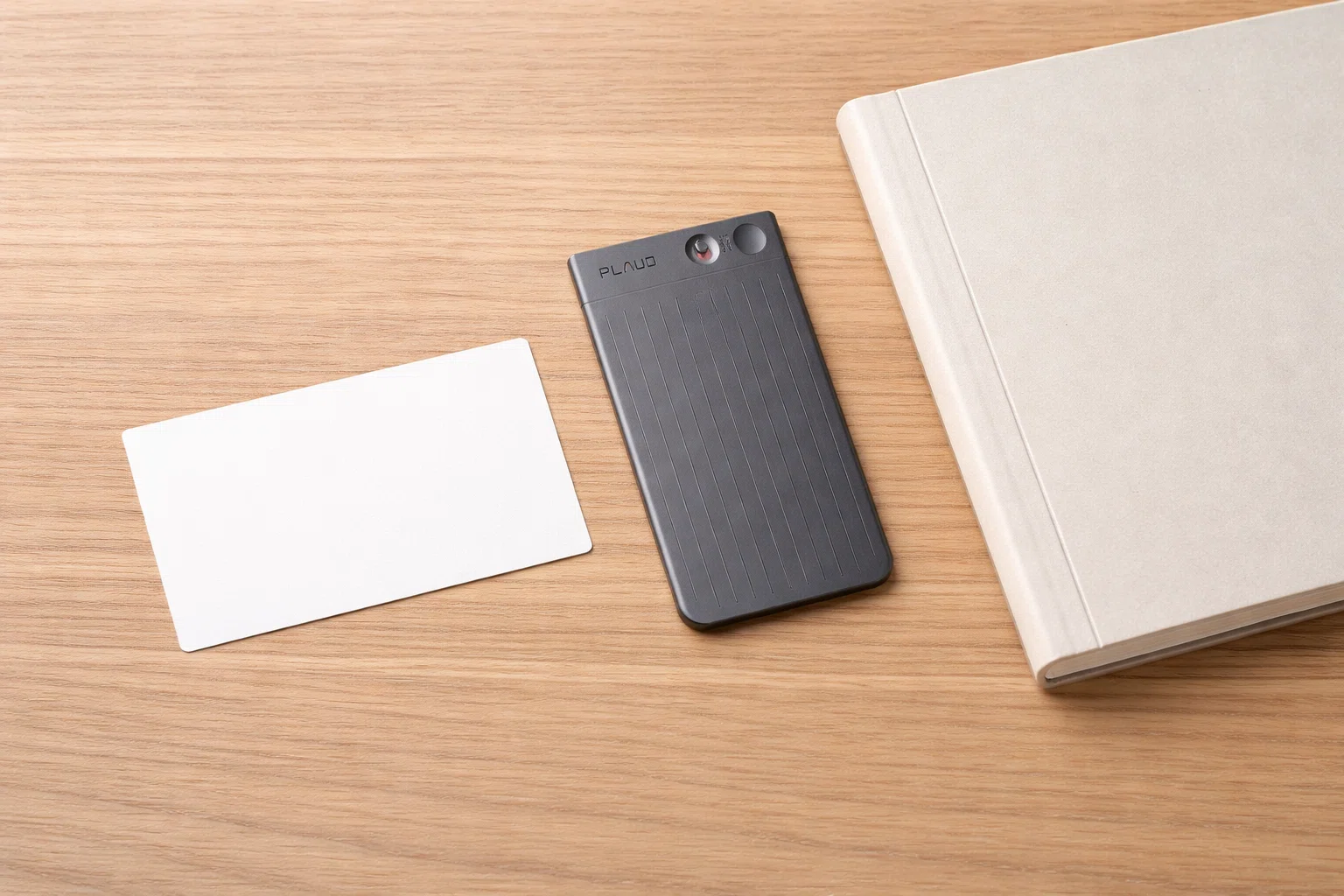 薄さ3mmのAIボイスレコーダー「Plaud Note Pro」が気になりすぎる
