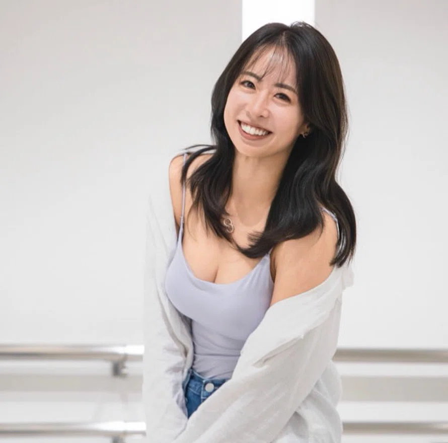 テニスプレイヤー・園田彩乃の記念すべき写真集『彩』のデジタル版が