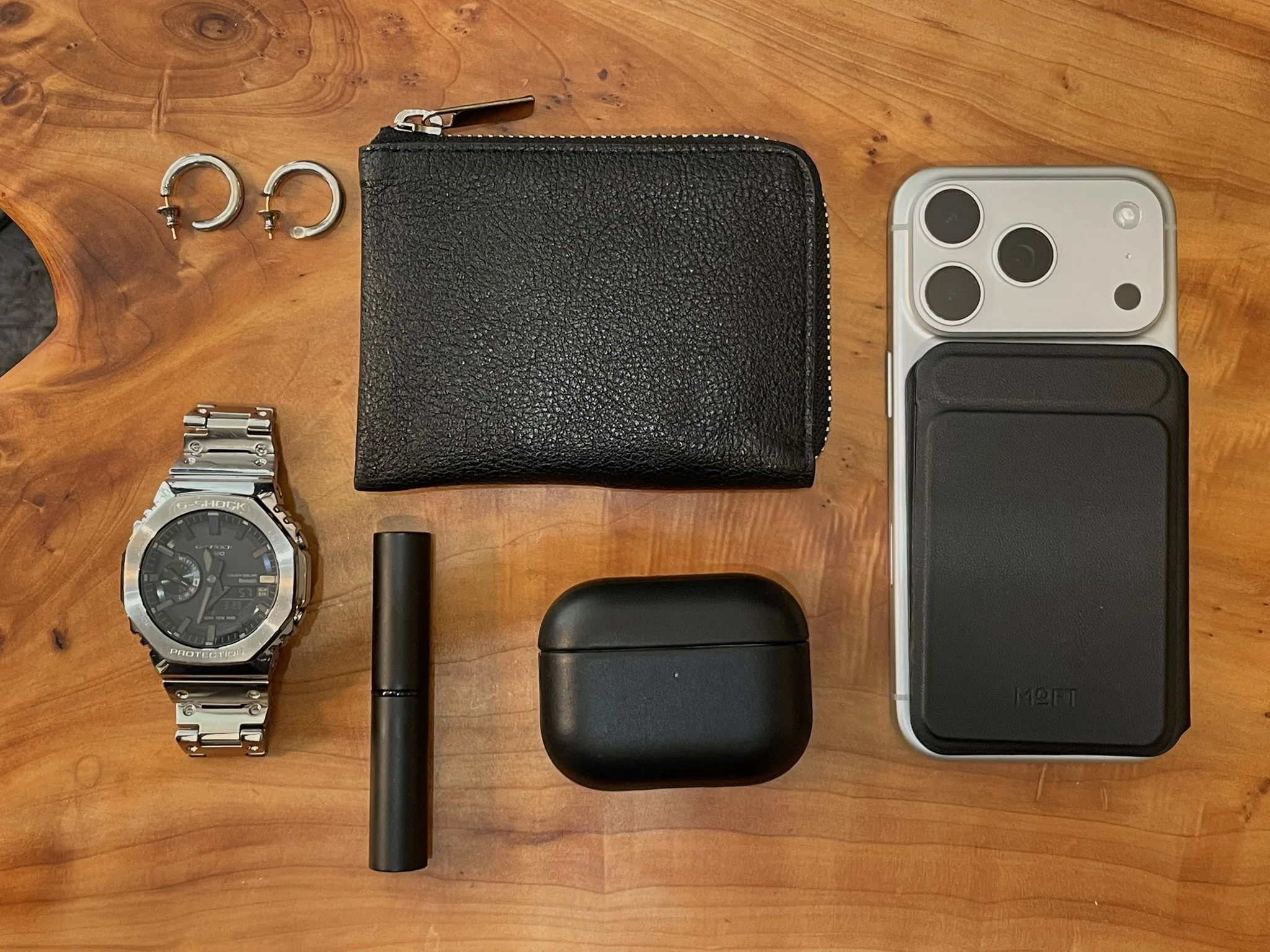 【美品】Supernote Nomad 3点セット 正直レビュー】NOMAD(ノマド ) AirpodsPro3のケースを買ってみた