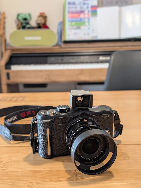 Panasonic (パナソニック) LEICA DG SUMMILUX 15mm F1.7 ASPH 絞り開放