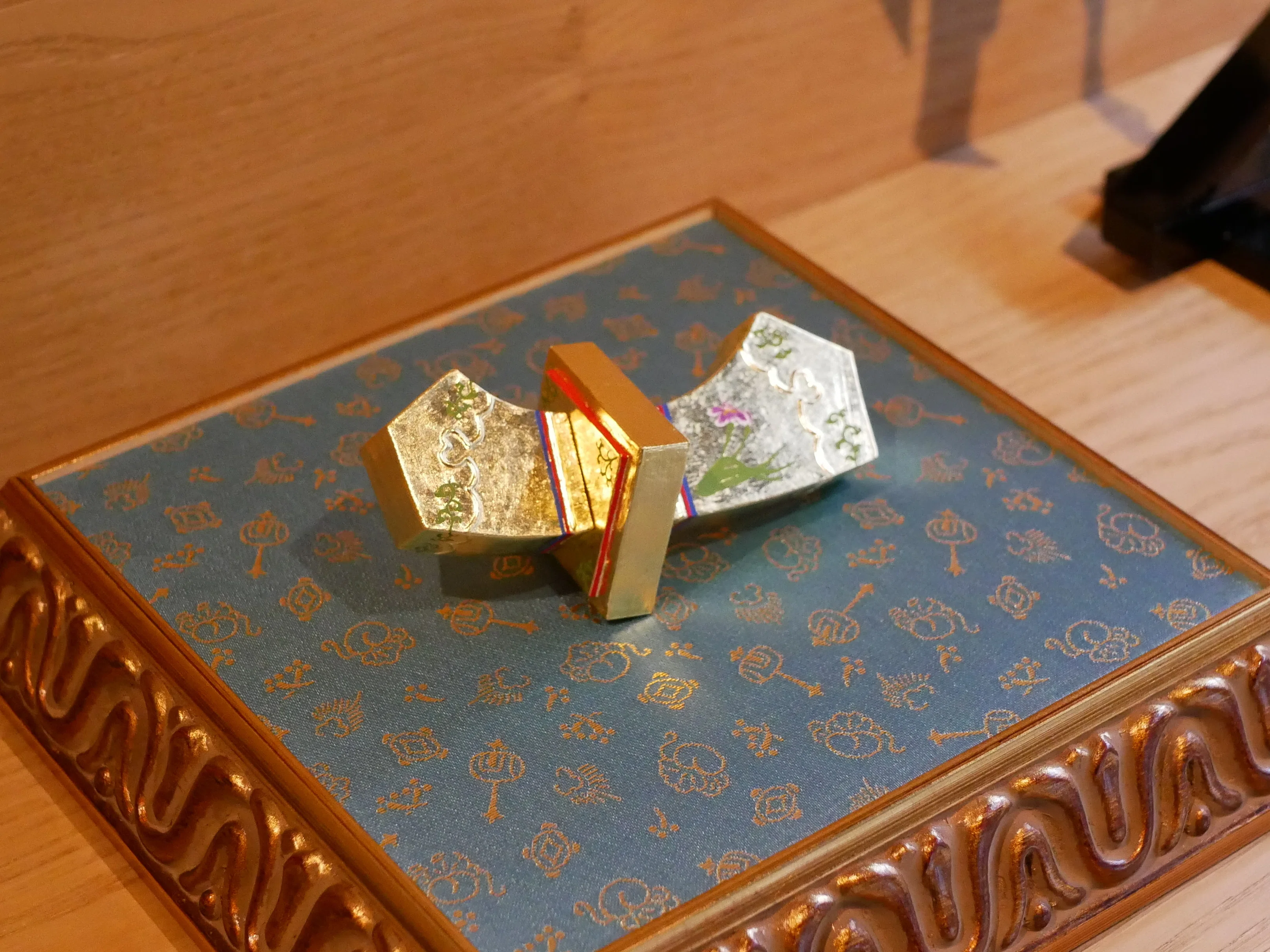 端午の節句を「寿ぐ」小物たち｜大西人形五代目の、節句の作法。