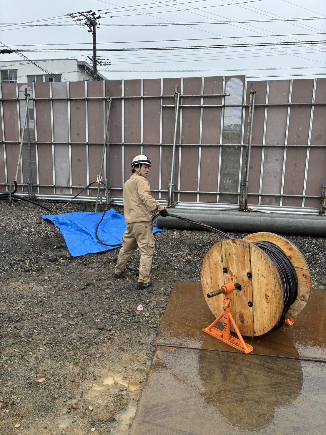 ケーブルドラムとケーブルジャッキの詳細