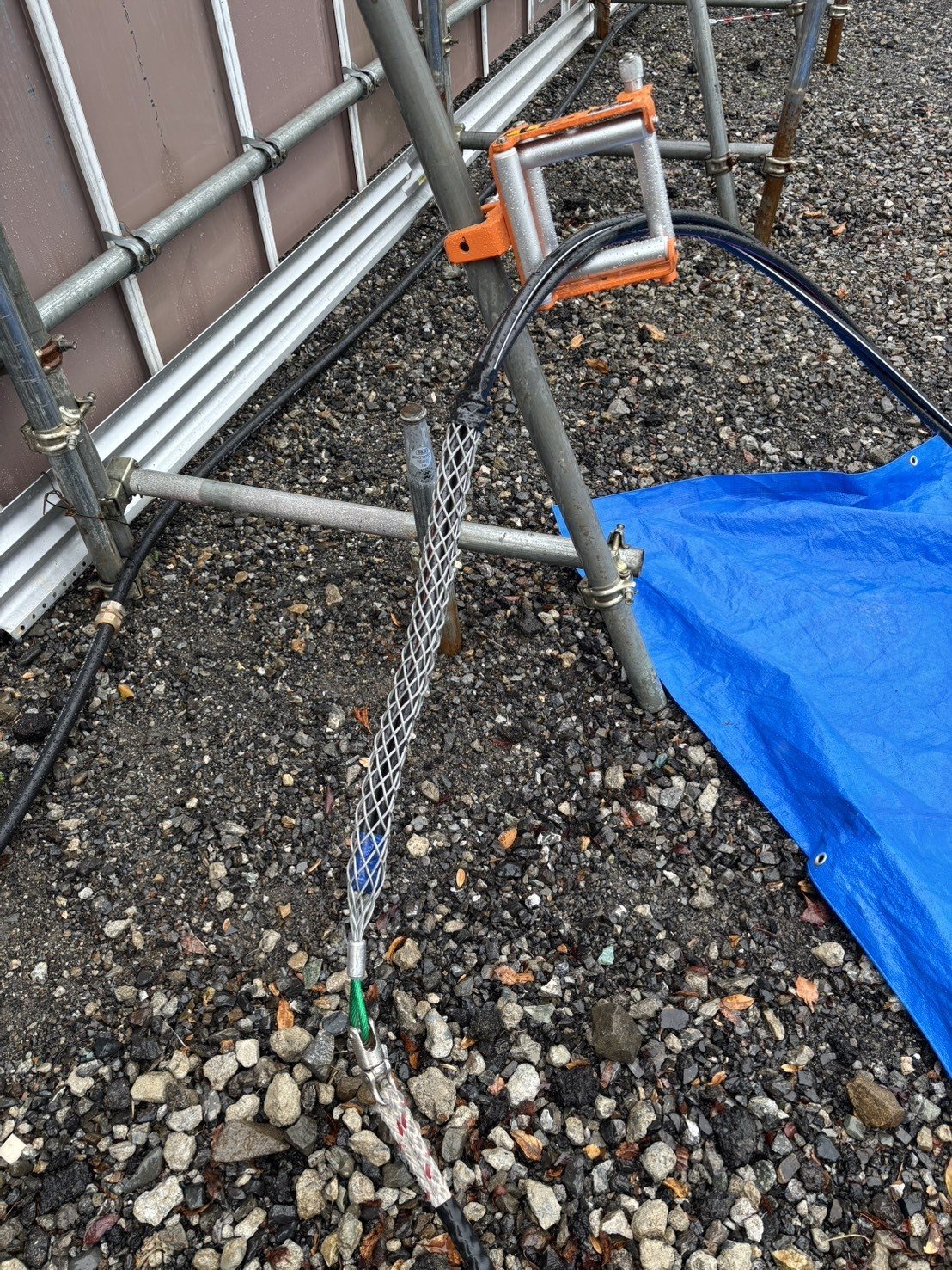 プーリングアイ（ケーブルグリップ）の詳細