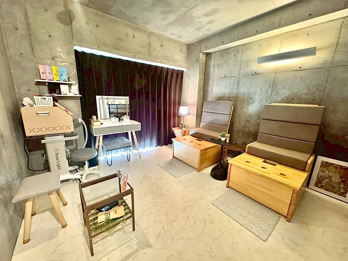 東麻布にあるよもぎ蒸しサロンyomogystの店内画像です。