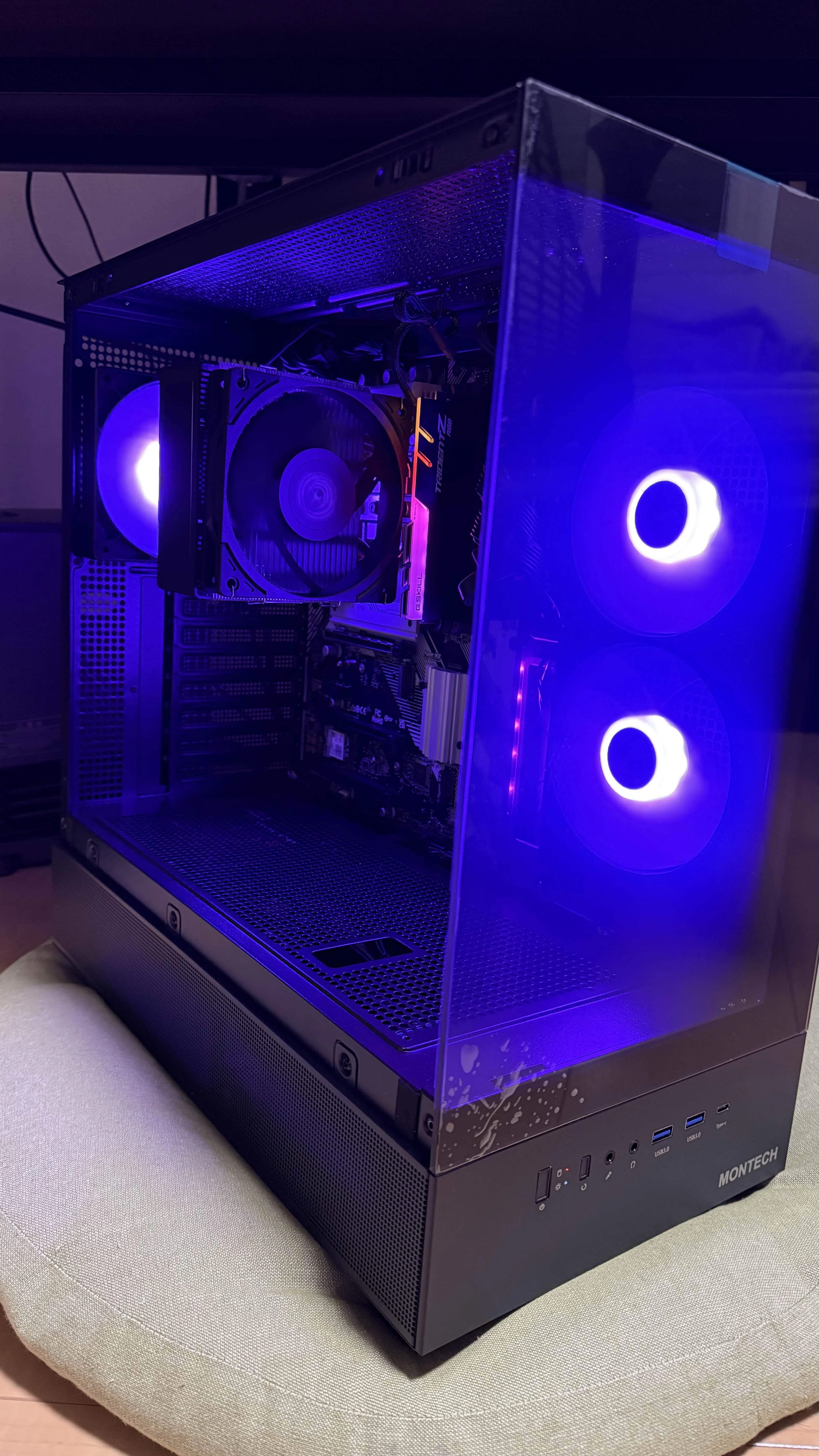 光る自作ゲーミングPCを13万円で構築｜おしゃれで高コスパな構成＋組立