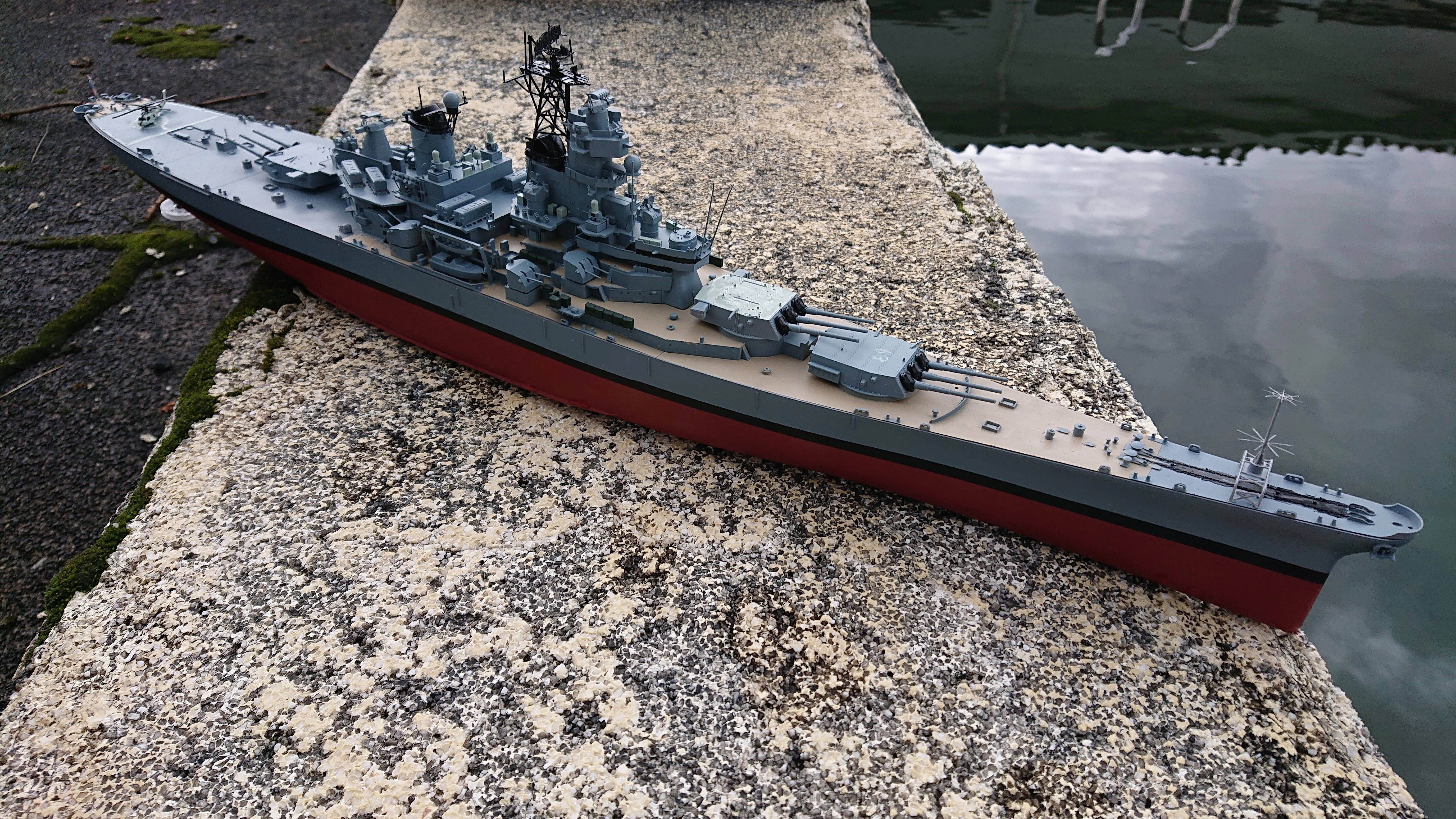 感動】戦艦ミズーリのプラモデルをラジコン化した！｜やくしぃ博物館