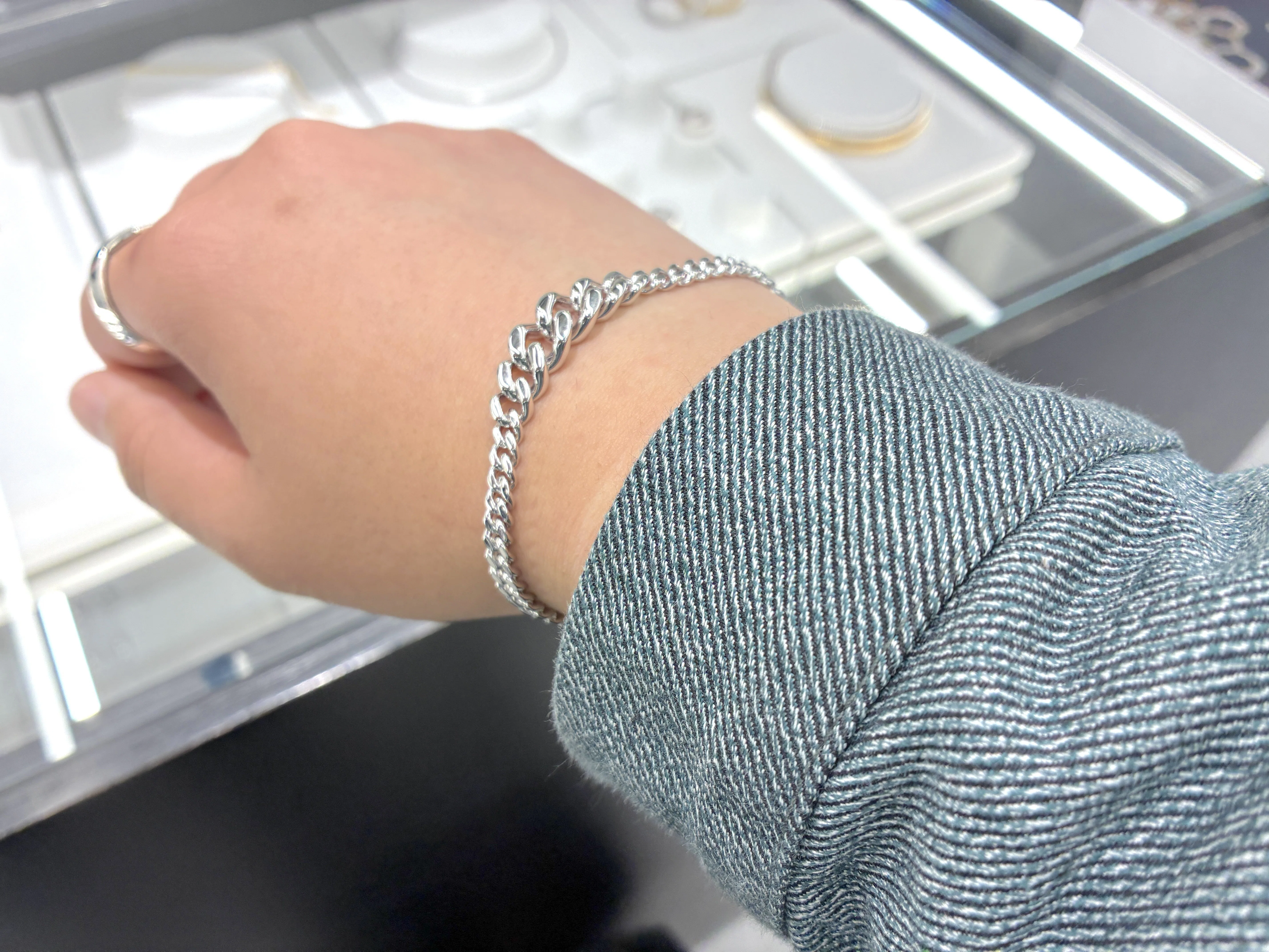 TOMWOODのDean Braceletをレビュー！ディテール、サイズ感について