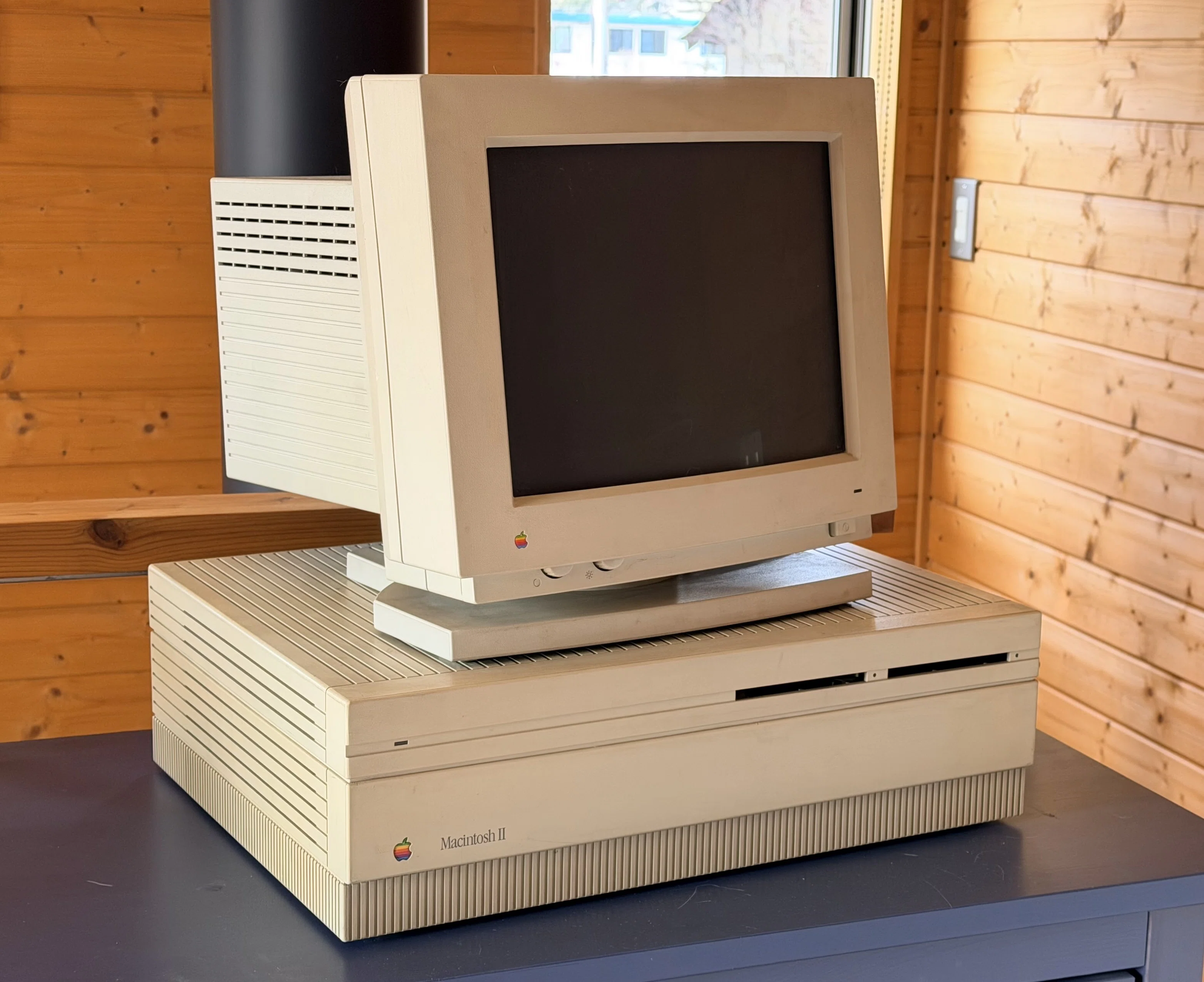 コンピュータ・IT ApplePacificMarketDevelopmentProduction Apple創業50周年に感謝を込めて、家の中のApple製品大集合！｜kazuhiro