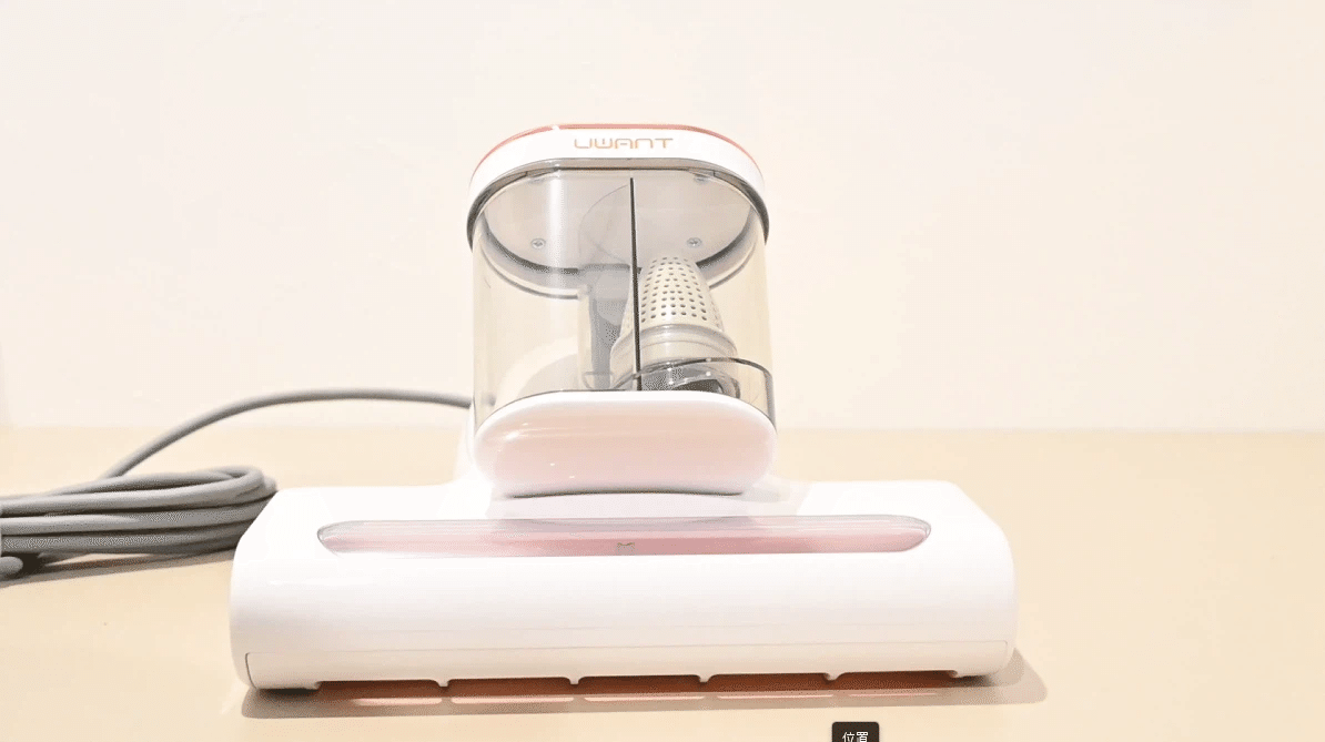 UWANT M100 布団クリーナーレビュー。花粉の時期の布団掃除機は気休め
