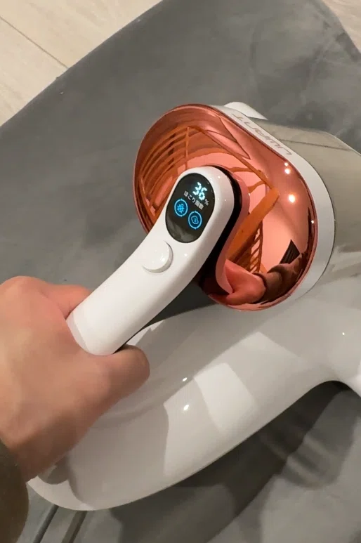 UWANT M100 布団クリーナーレビュー。花粉の時期の布団掃除機は気休め