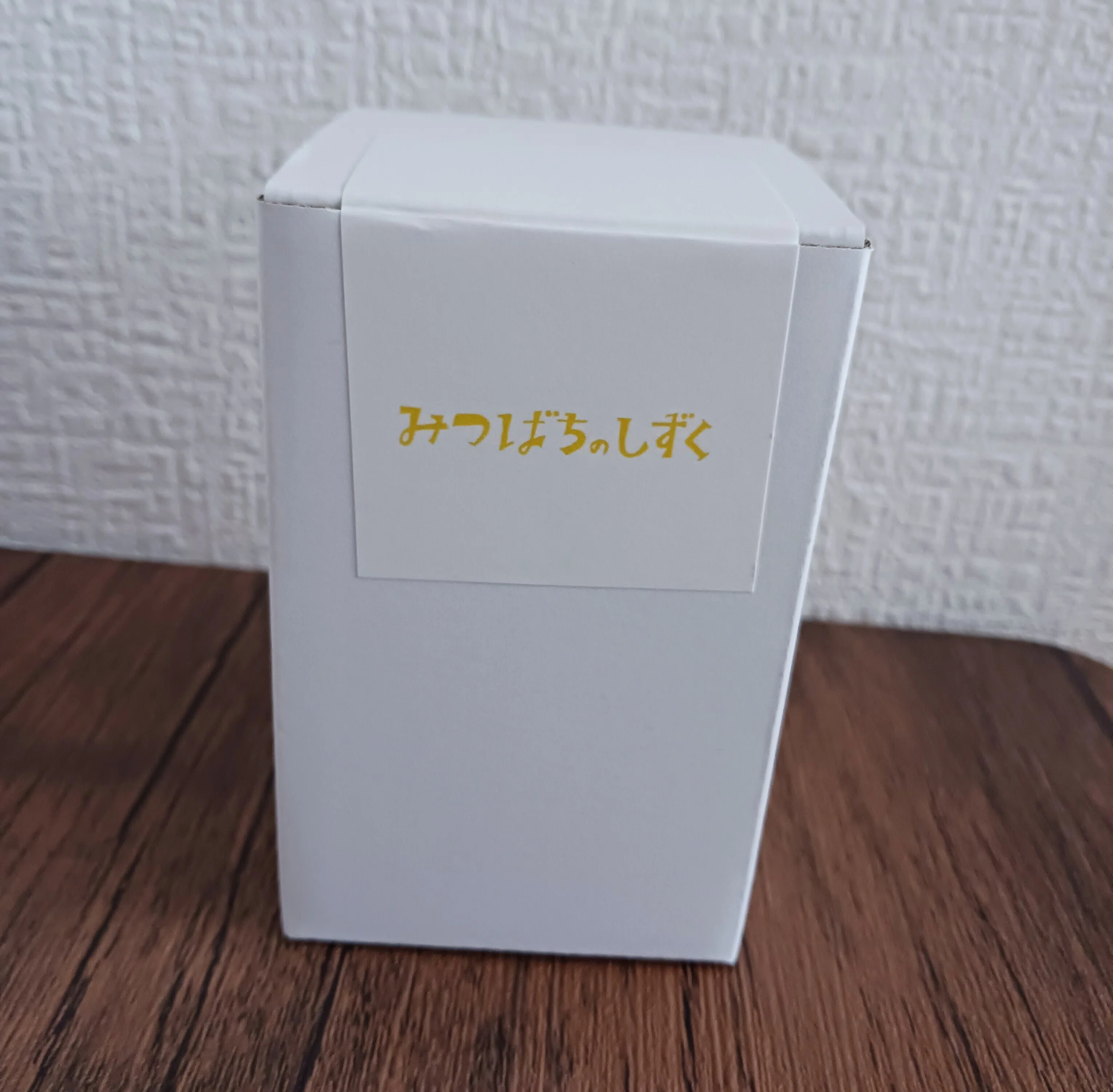 みつばちのしずく｜ミカミアカネ
