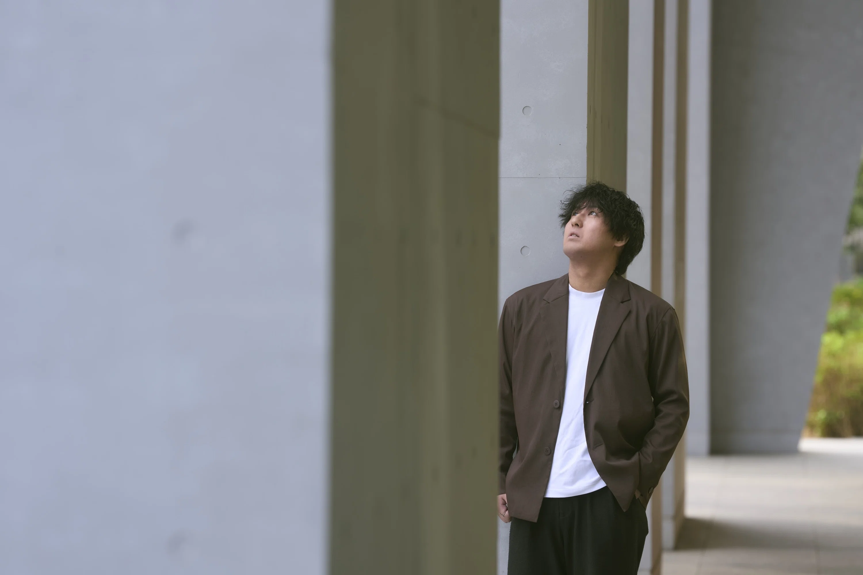 現実逃避のTikTok投稿で大バズ」美術史作家が美術館の面白さを強烈に