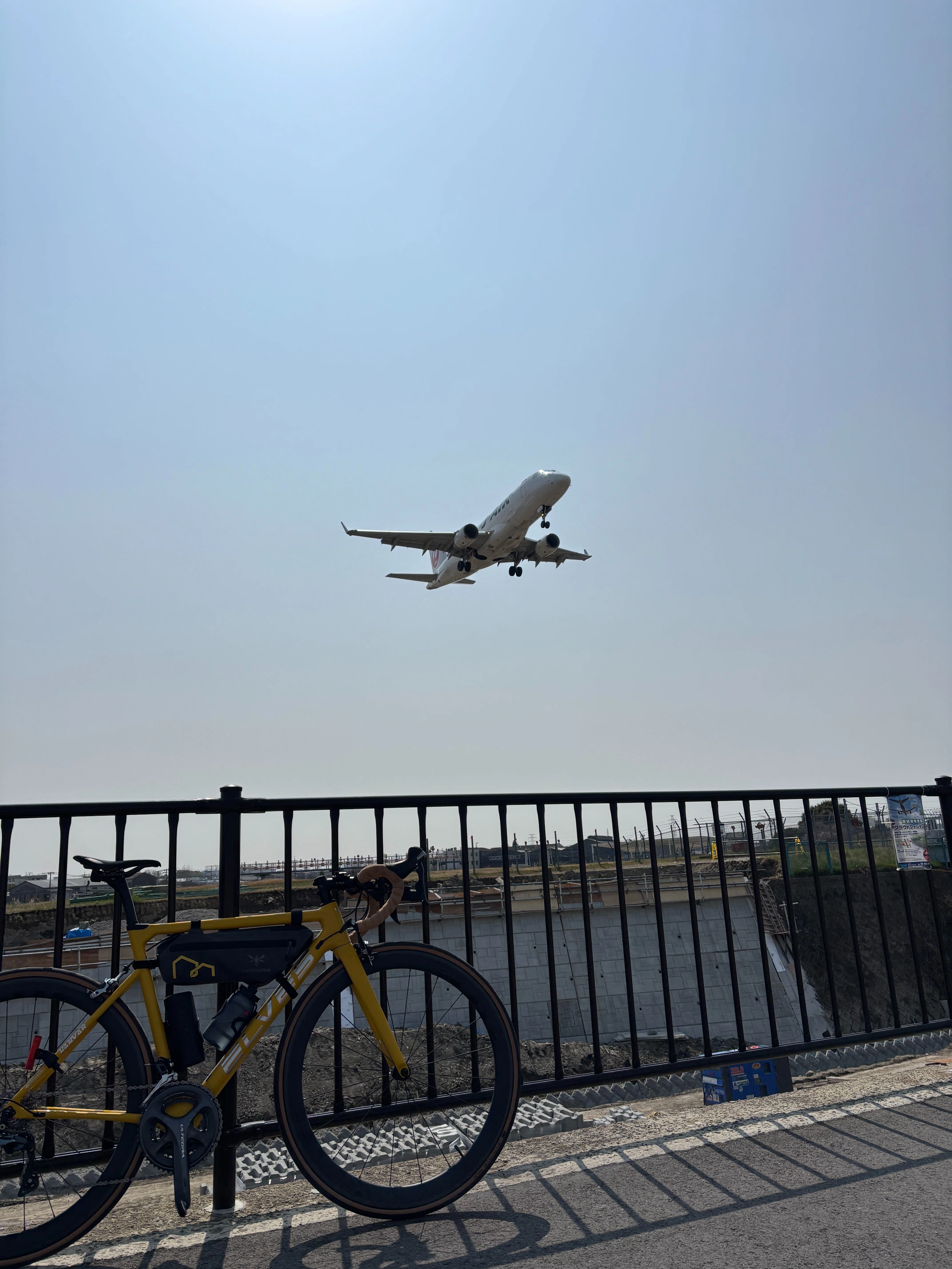 BRM328近畿200km守口 のぼらないブルべ_自転車道とひこうきと_春｜にっしん