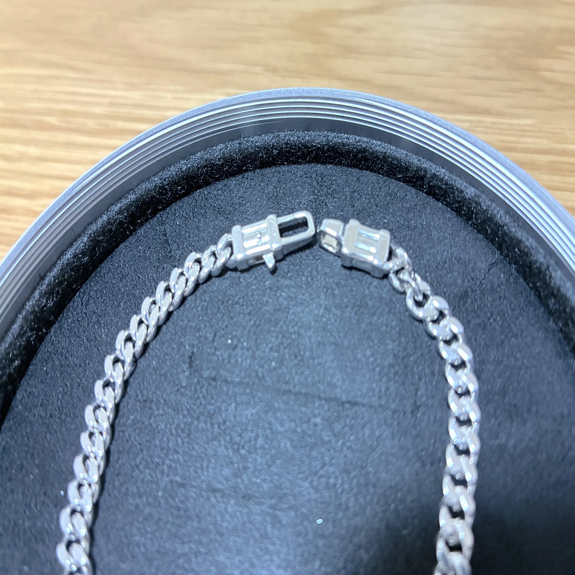 TOMWOODのDean Braceletをレビュー！ディテール、サイズ感について 