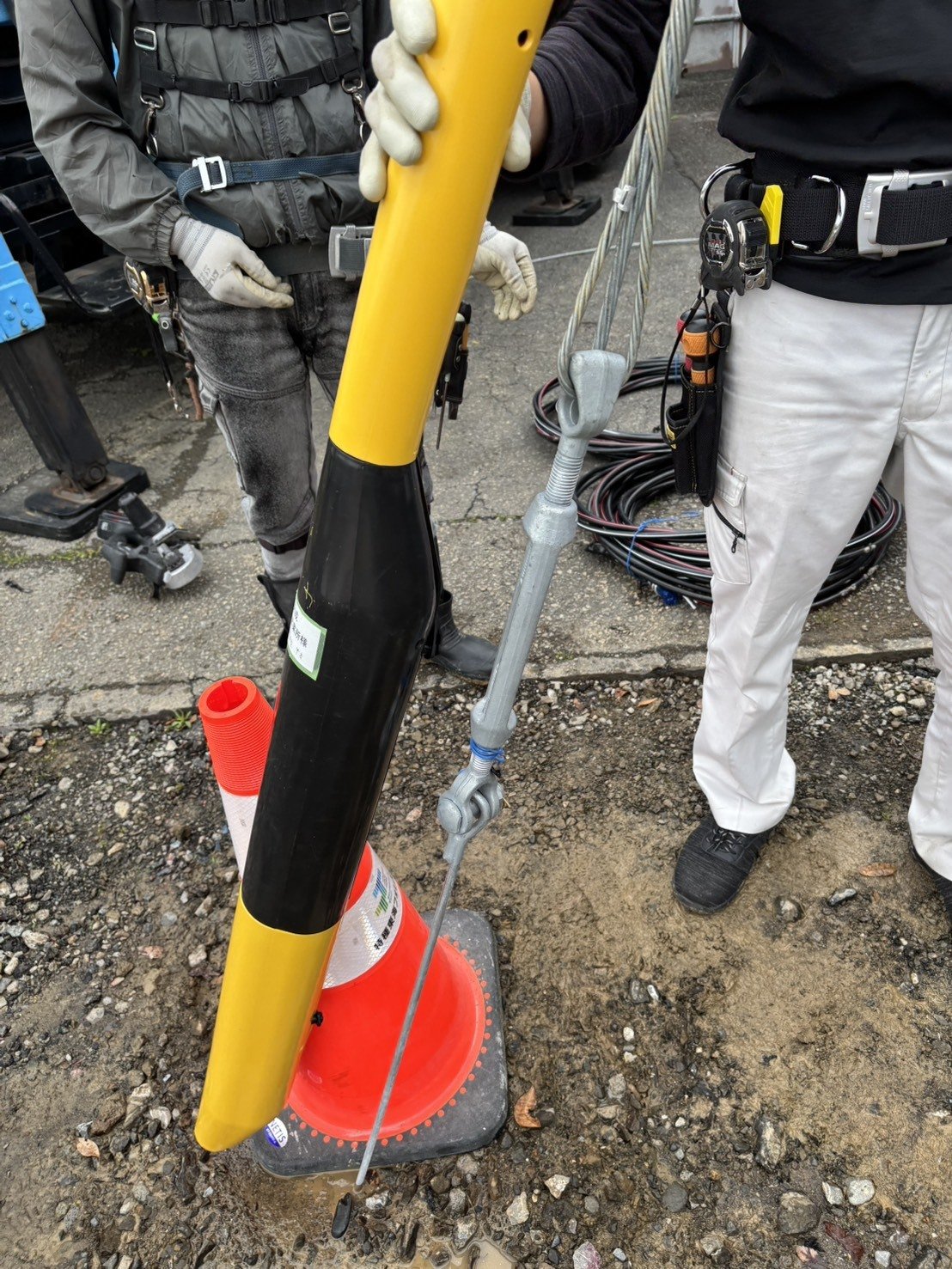 ターンバックルと支線ガード