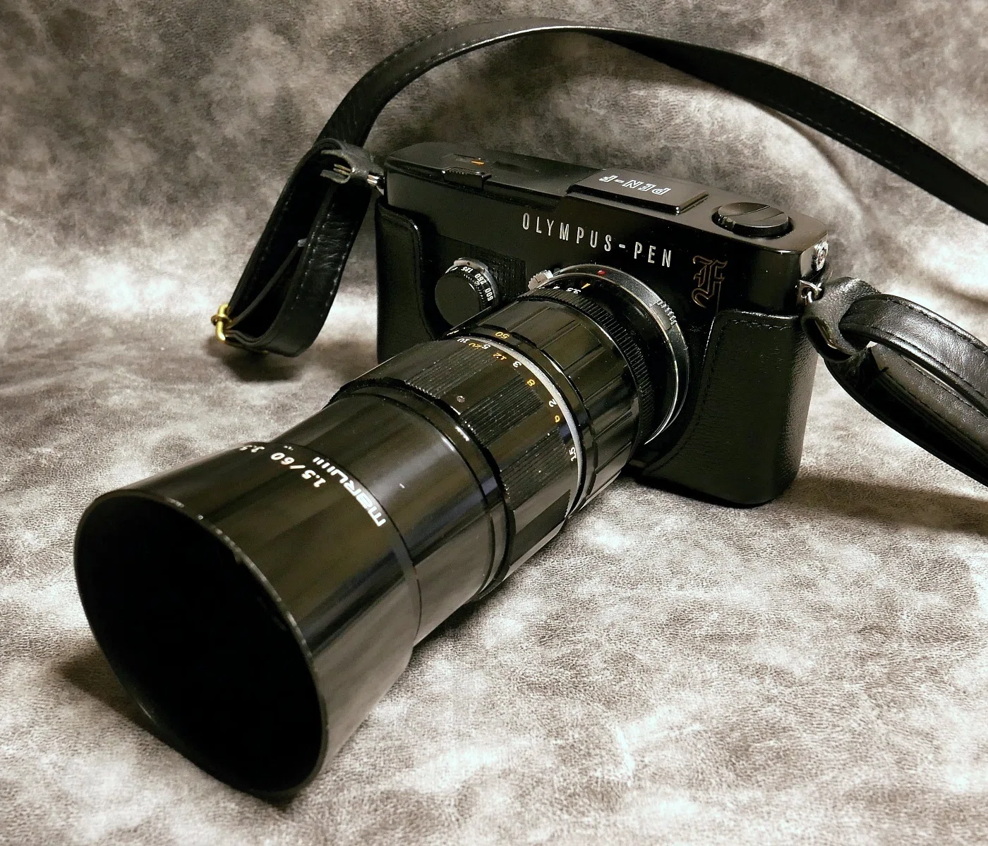 57．柔らかい写りのハーフ判一眼レフ用ズームレンズ OLYMPUS ZUIKO
