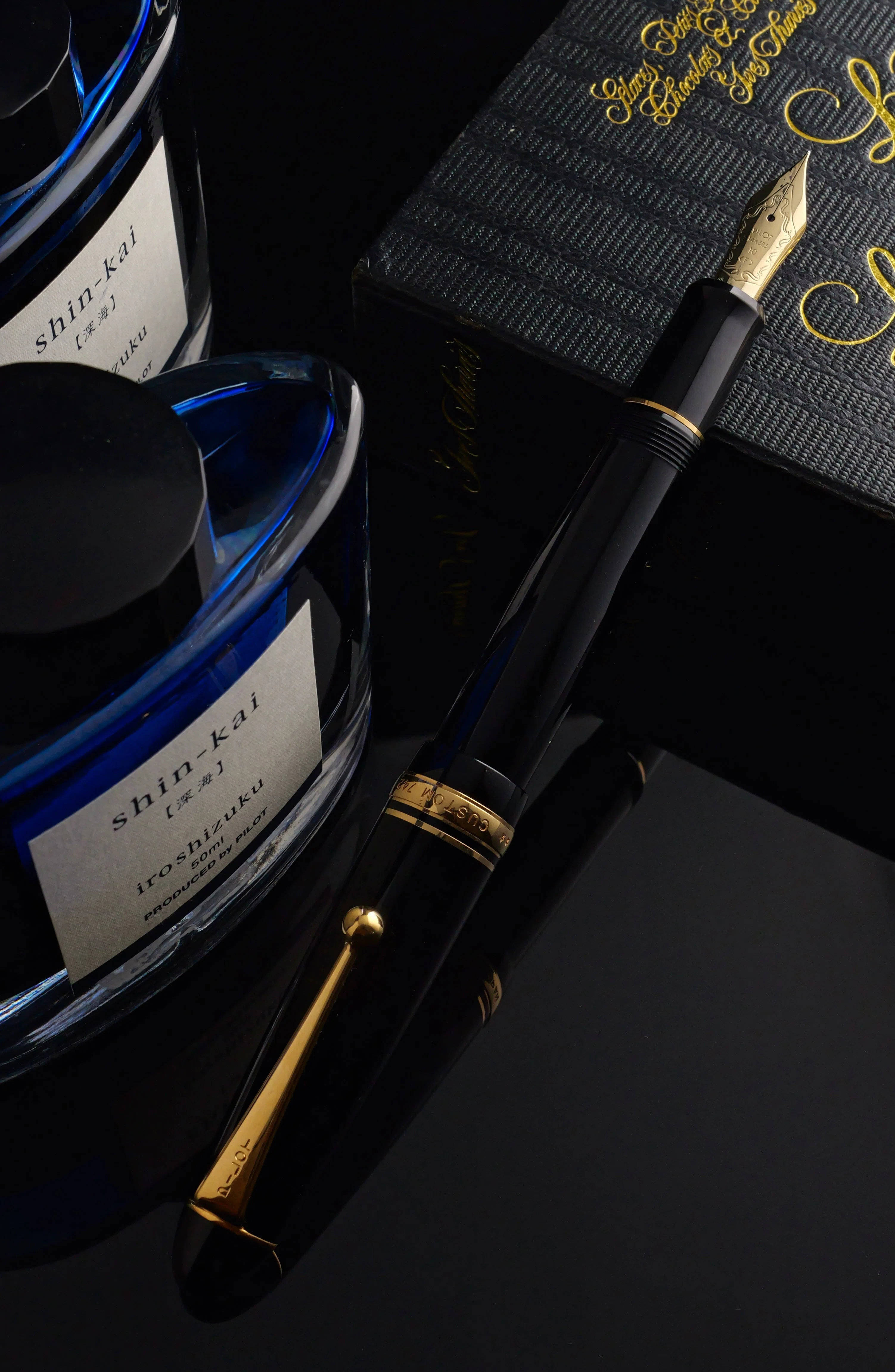 タキシードではない。SPのブラックスーツだ ― PILOT CUSTOM 742｜Hideo