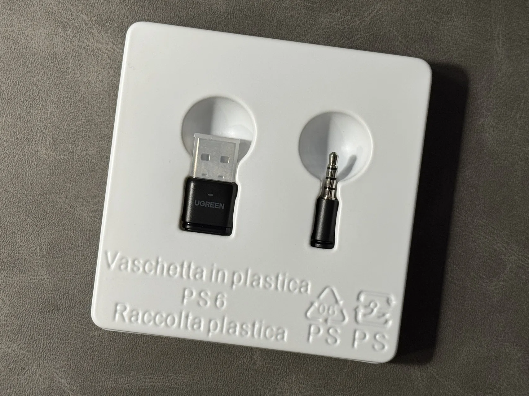 【専用】そらぼーさま UGREEN PS5/PS4/Switch/Switch2/PC用 USBオーディオトランスミッター