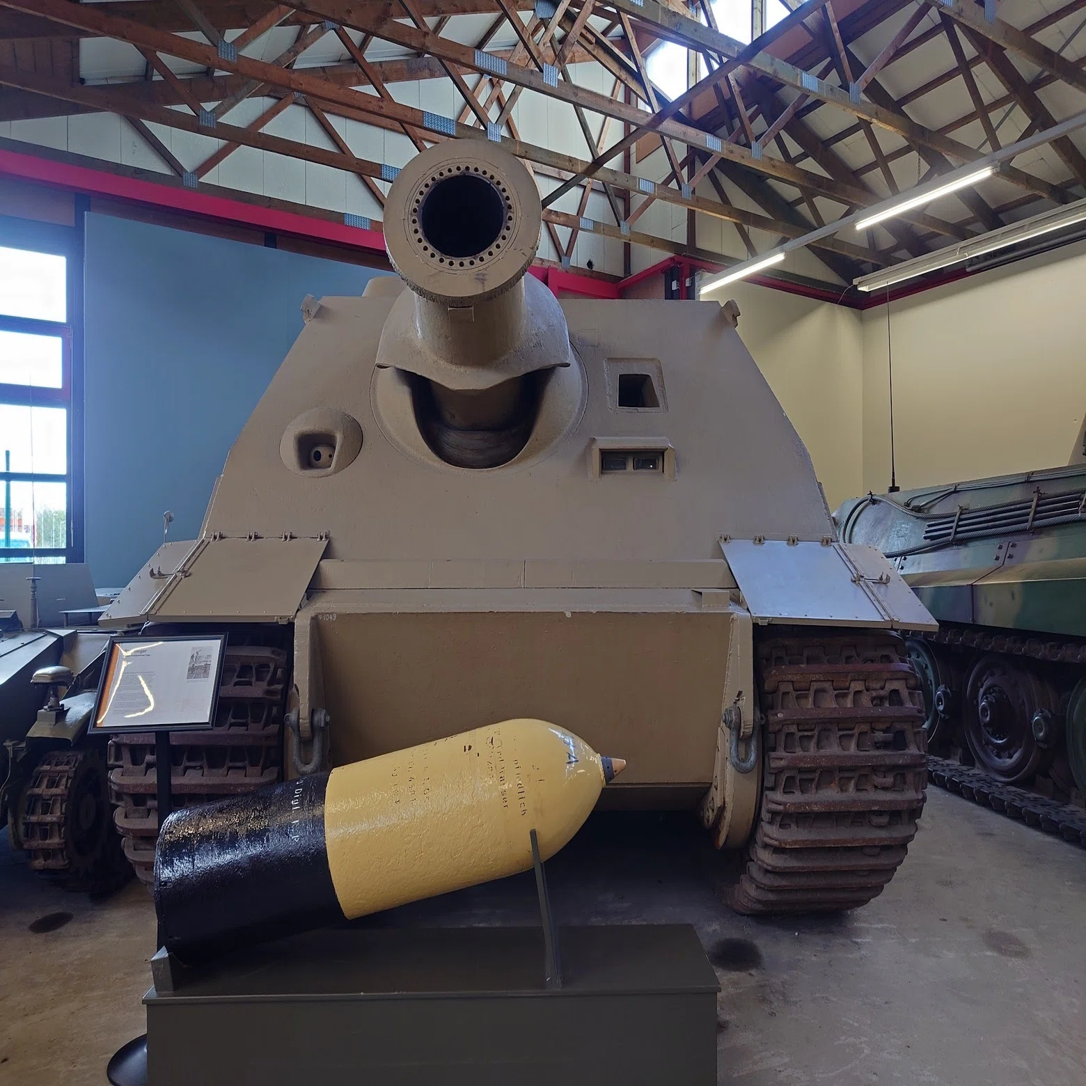 ドイツ ムンスター戦車博物館へ｜Tessar