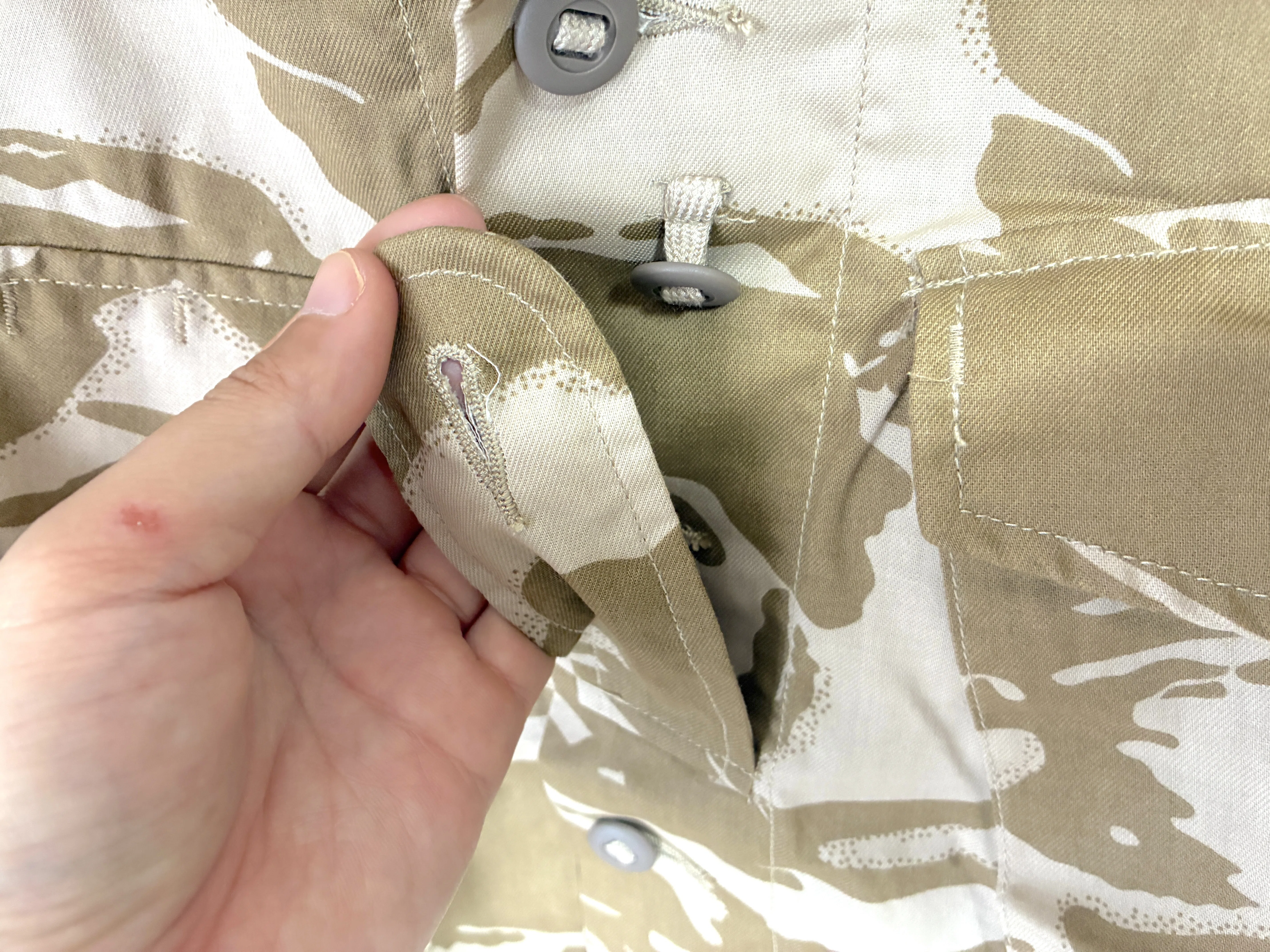 レビュー】WAIPER.inc デッドストック イギリス軍 リメイク TROPICAL