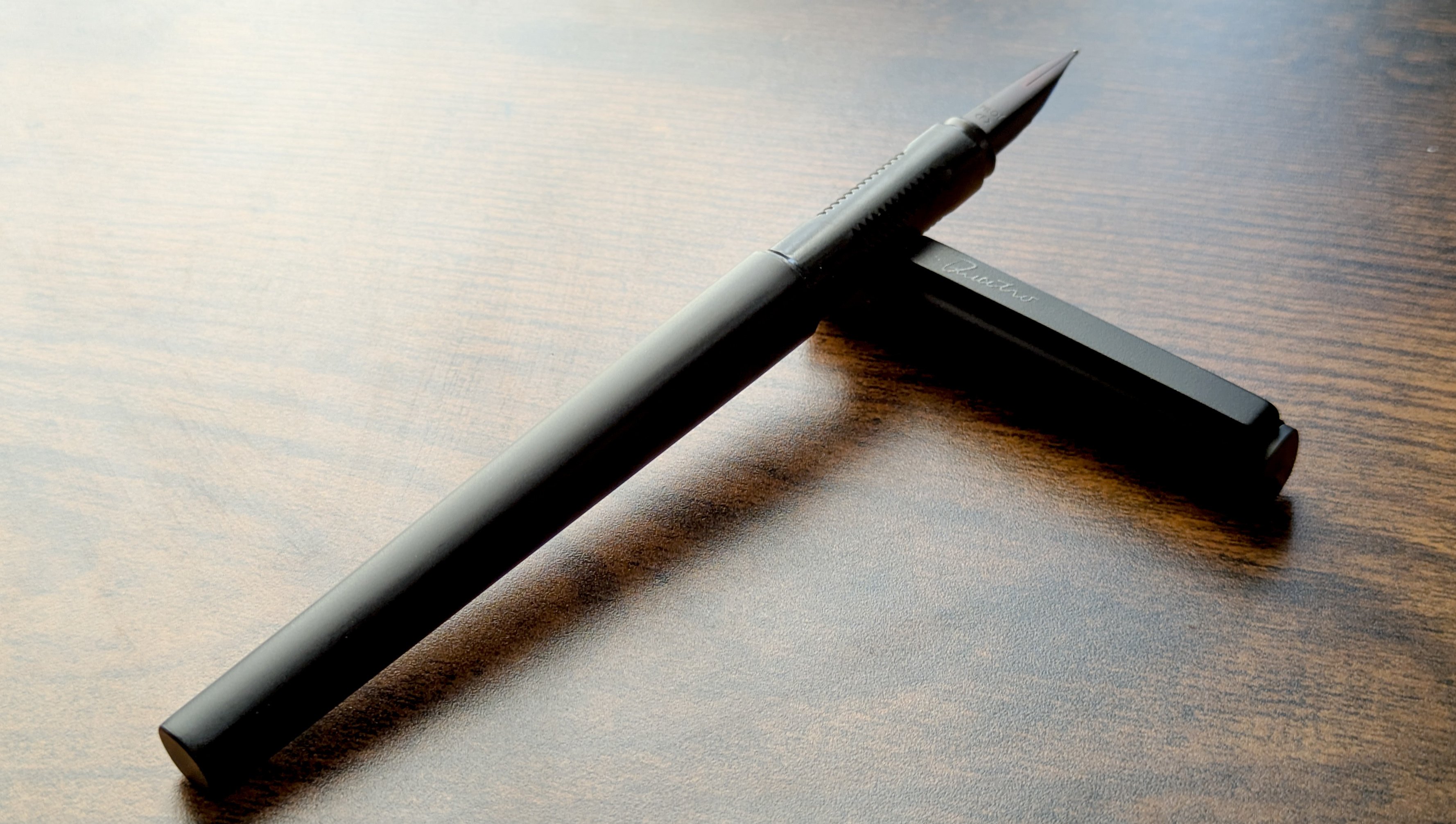 PILOT Quatro F MatteBlack｜榊
