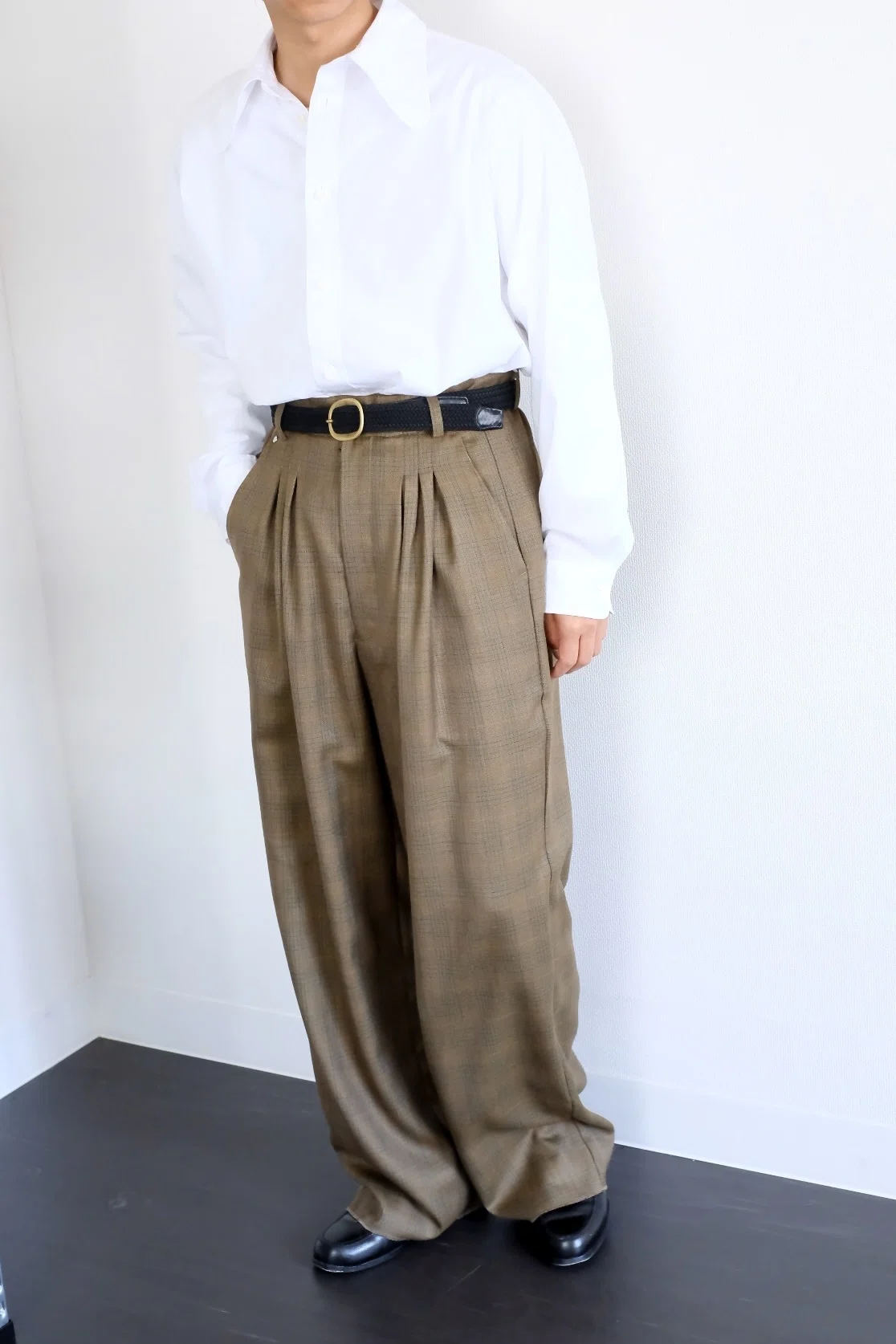 BLESSのパンツ 