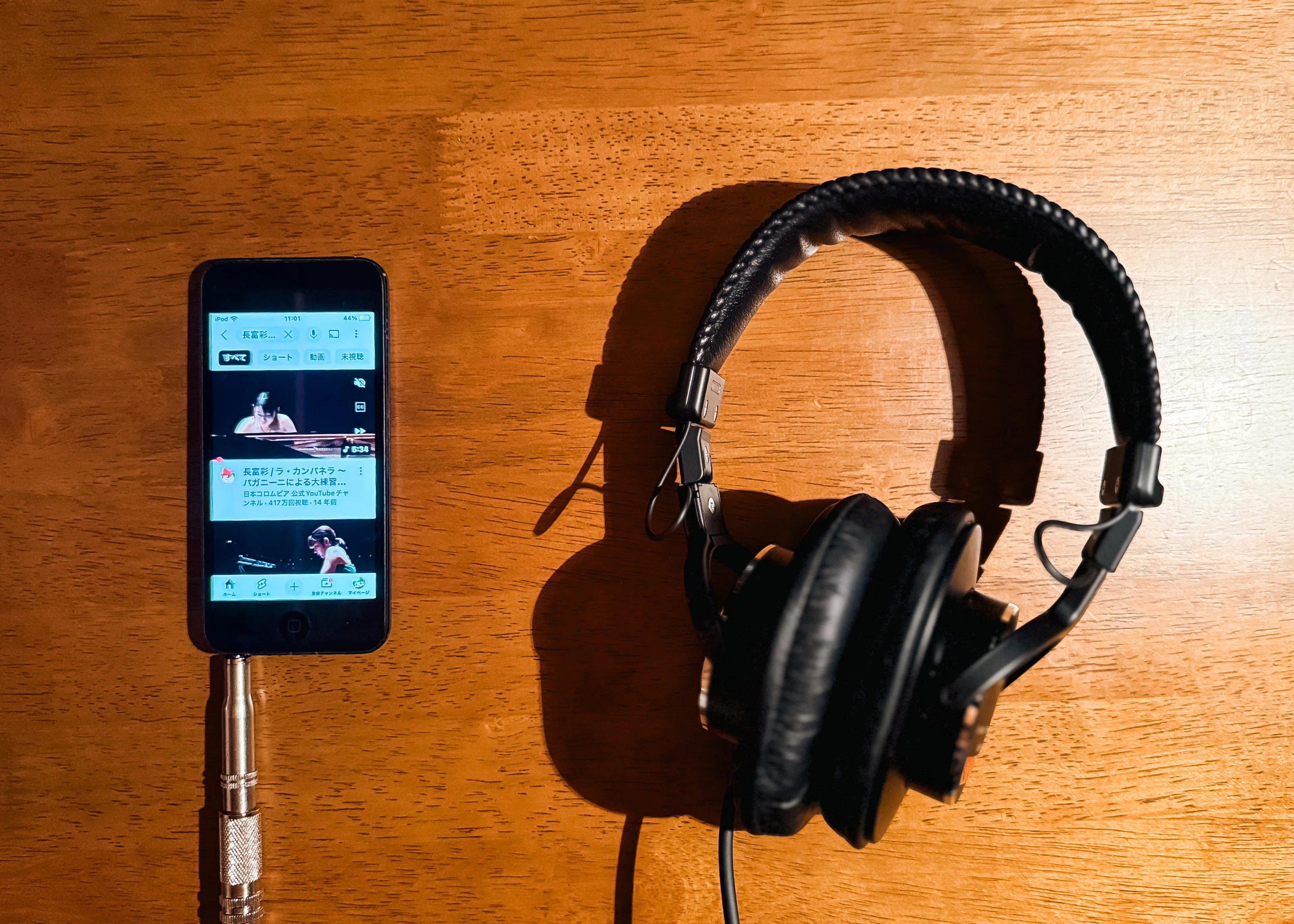 FIRST TAKE」のヘッドホンはなぜ刺さるのか？ 『SONY CD900ST』を“再