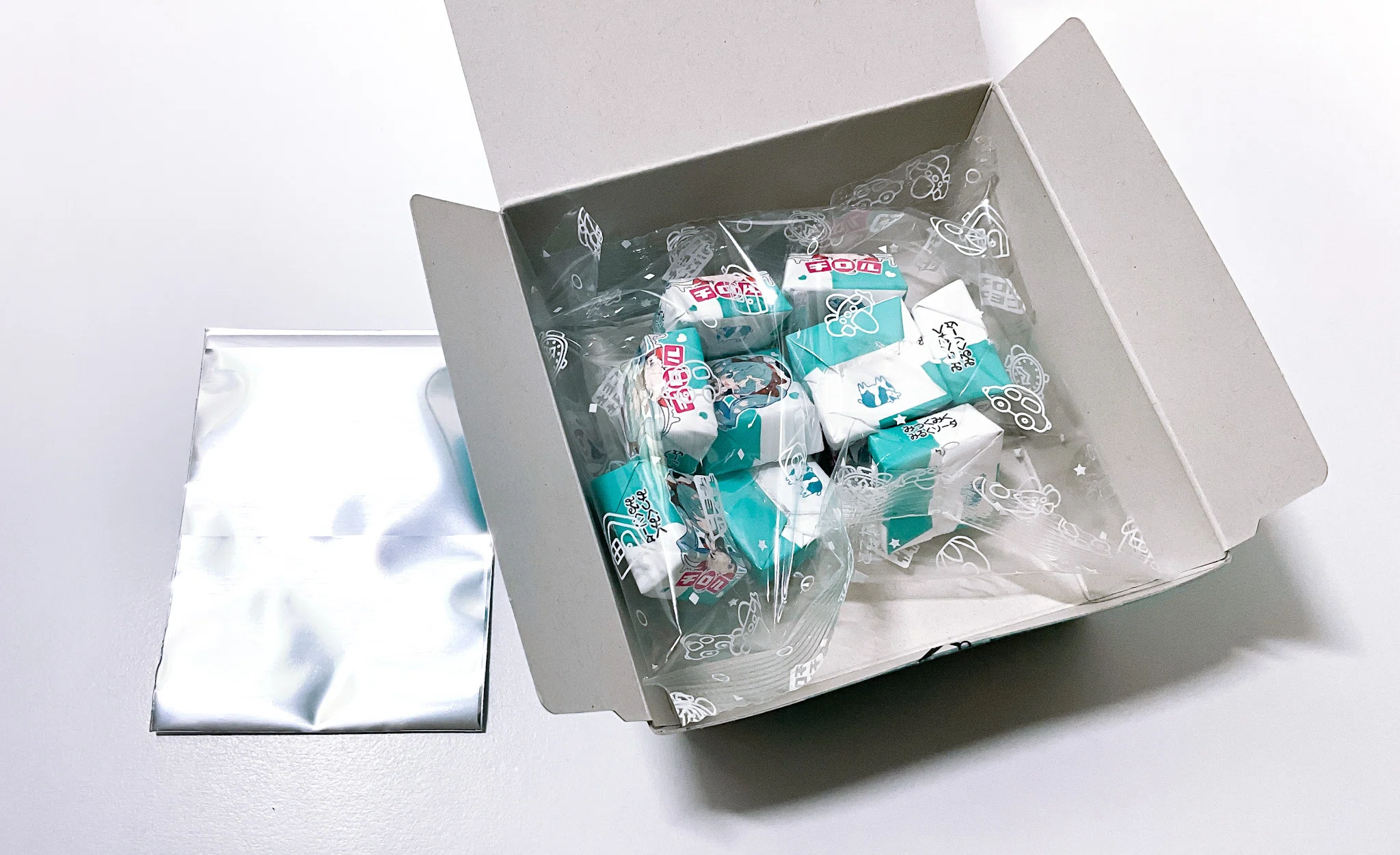 チロルミクBOX」を食べてクリアカードが可愛かった｜MtOjiisan