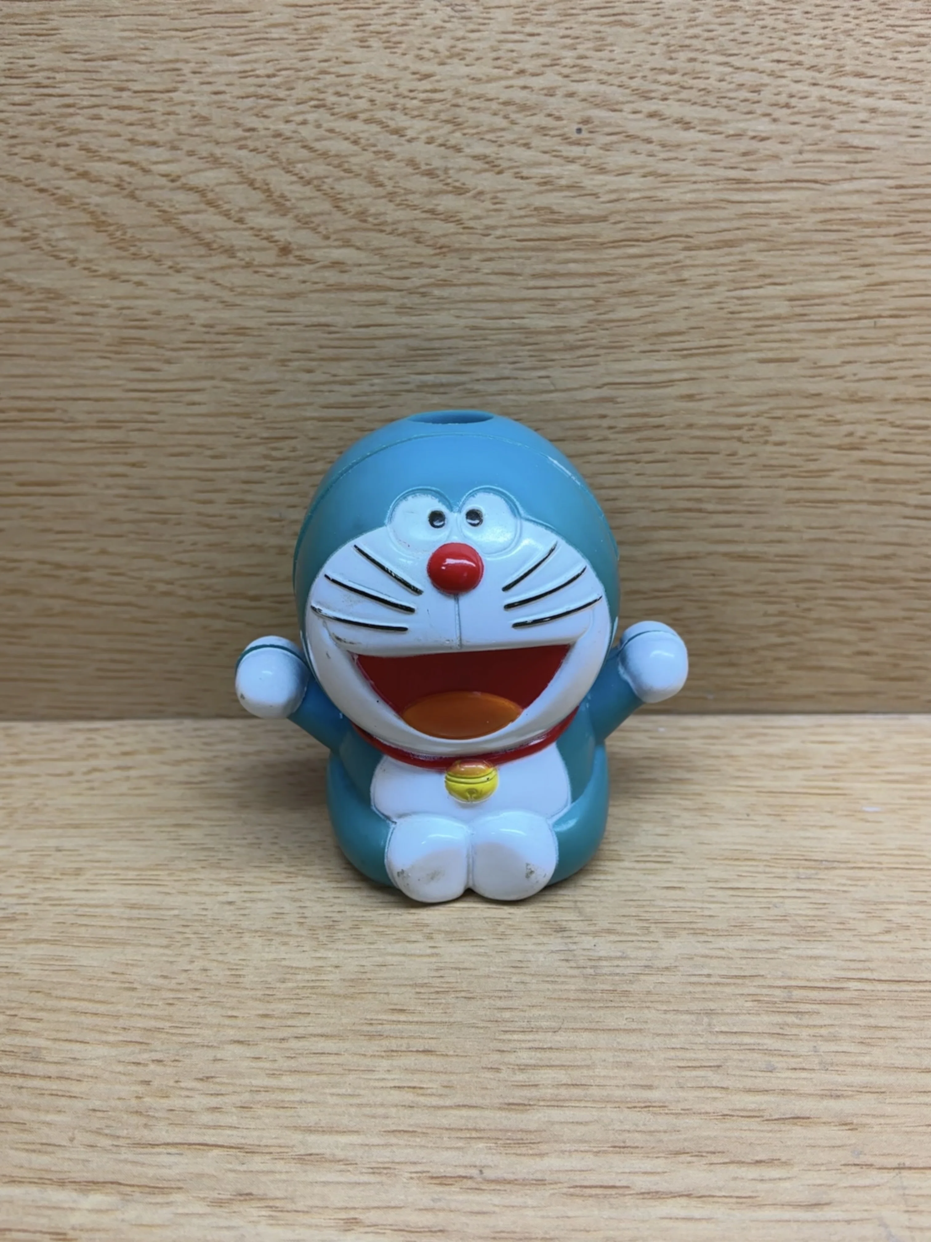 ドラえもん　ピカQ 小学館　小学一年生4月号 購読者サービス品　4個セット 小学一年生』1990年4月号購入者プレゼント「ドラえもんピカQ」｜宇野ぬげた